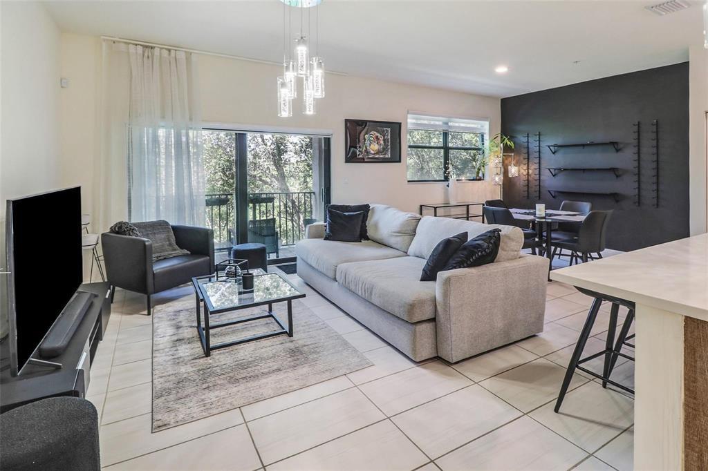 10473 NW 82nd #9, Doral FL 33178