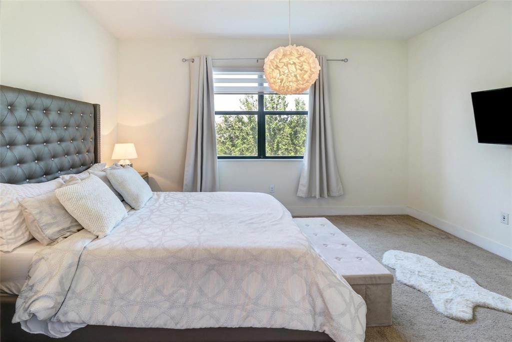 10473 NW 82nd #9, Doral FL 33178