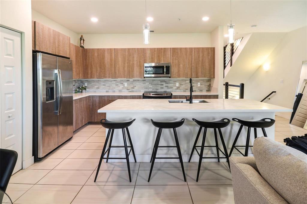10473 NW 82nd #9, Doral FL 33178