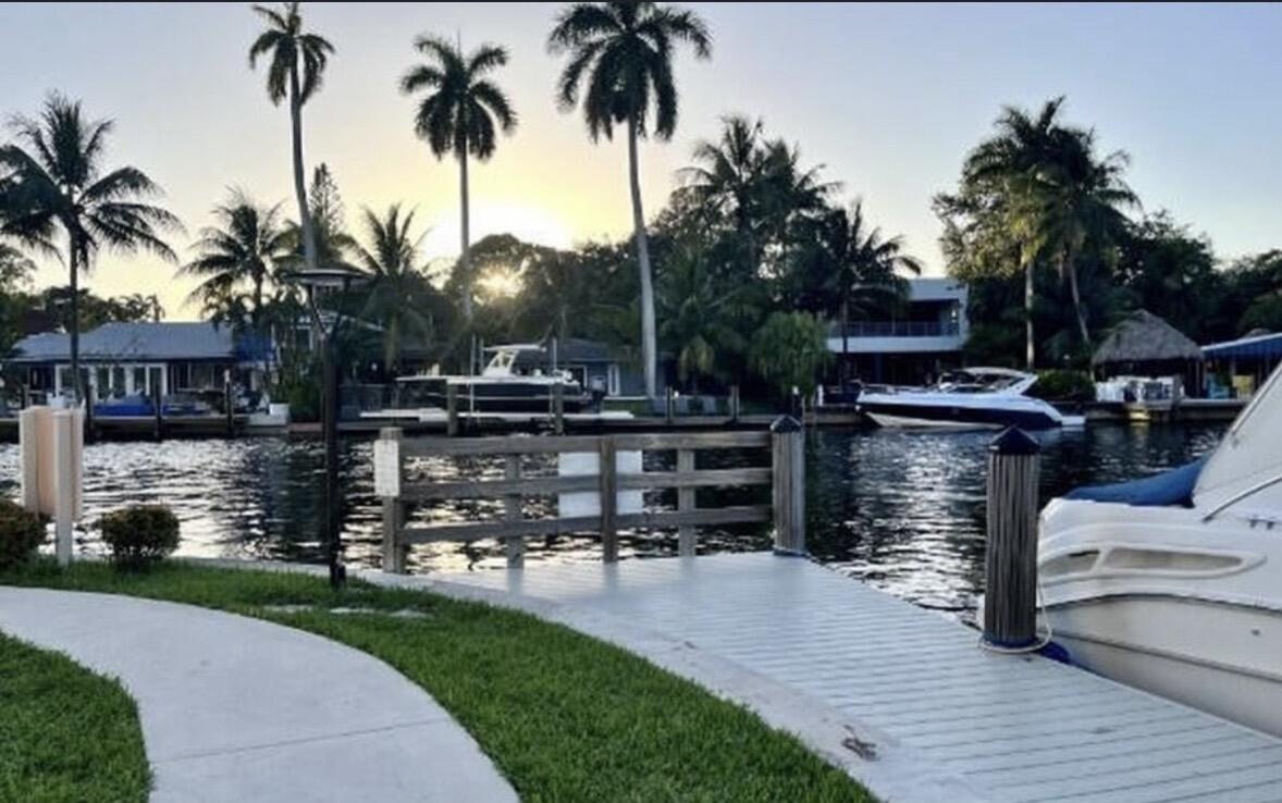 1301 River Reach #111, Fort Lauderdale FL 33315