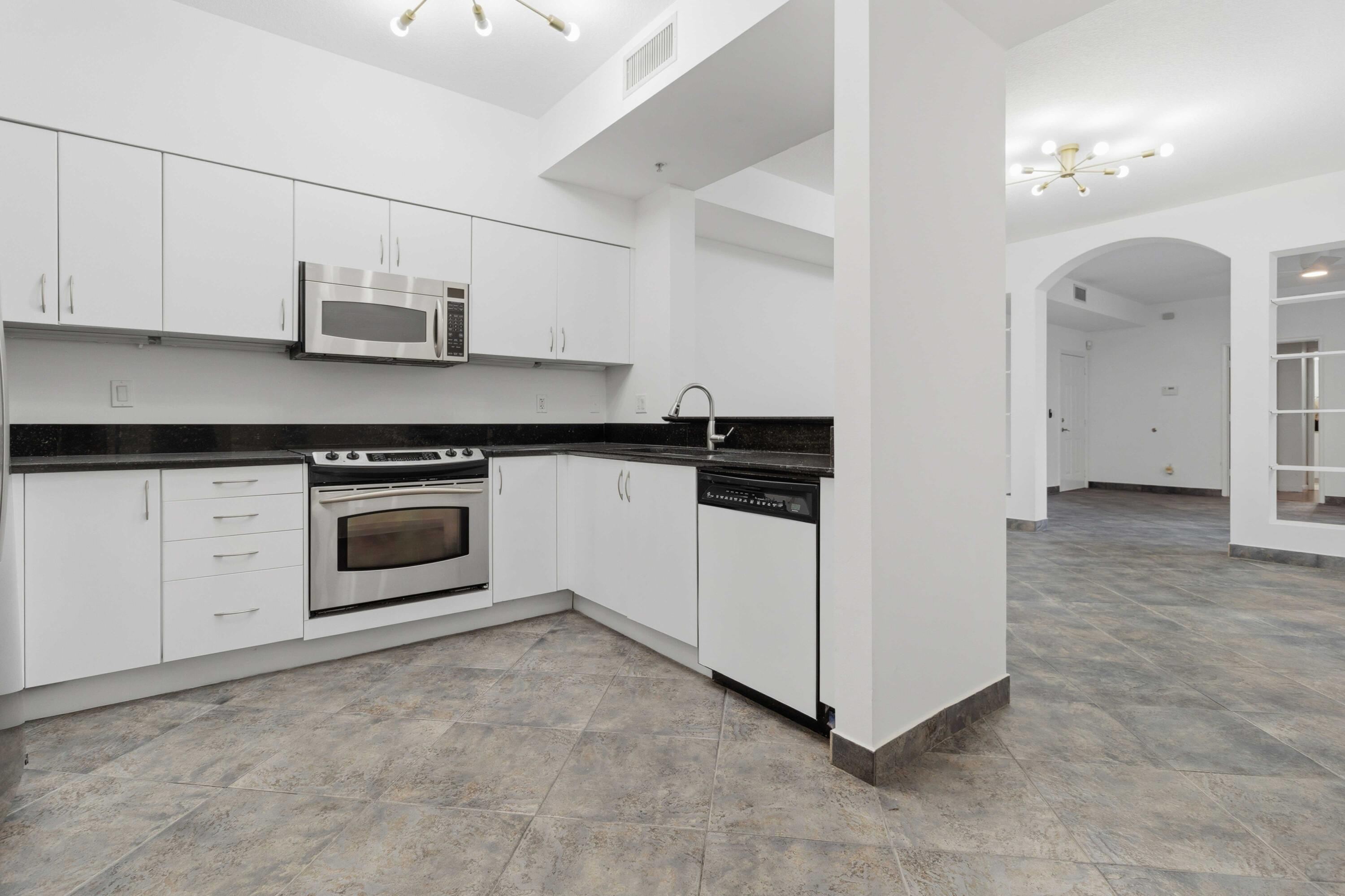 233 S Federal #208, Boca Raton FL 33432