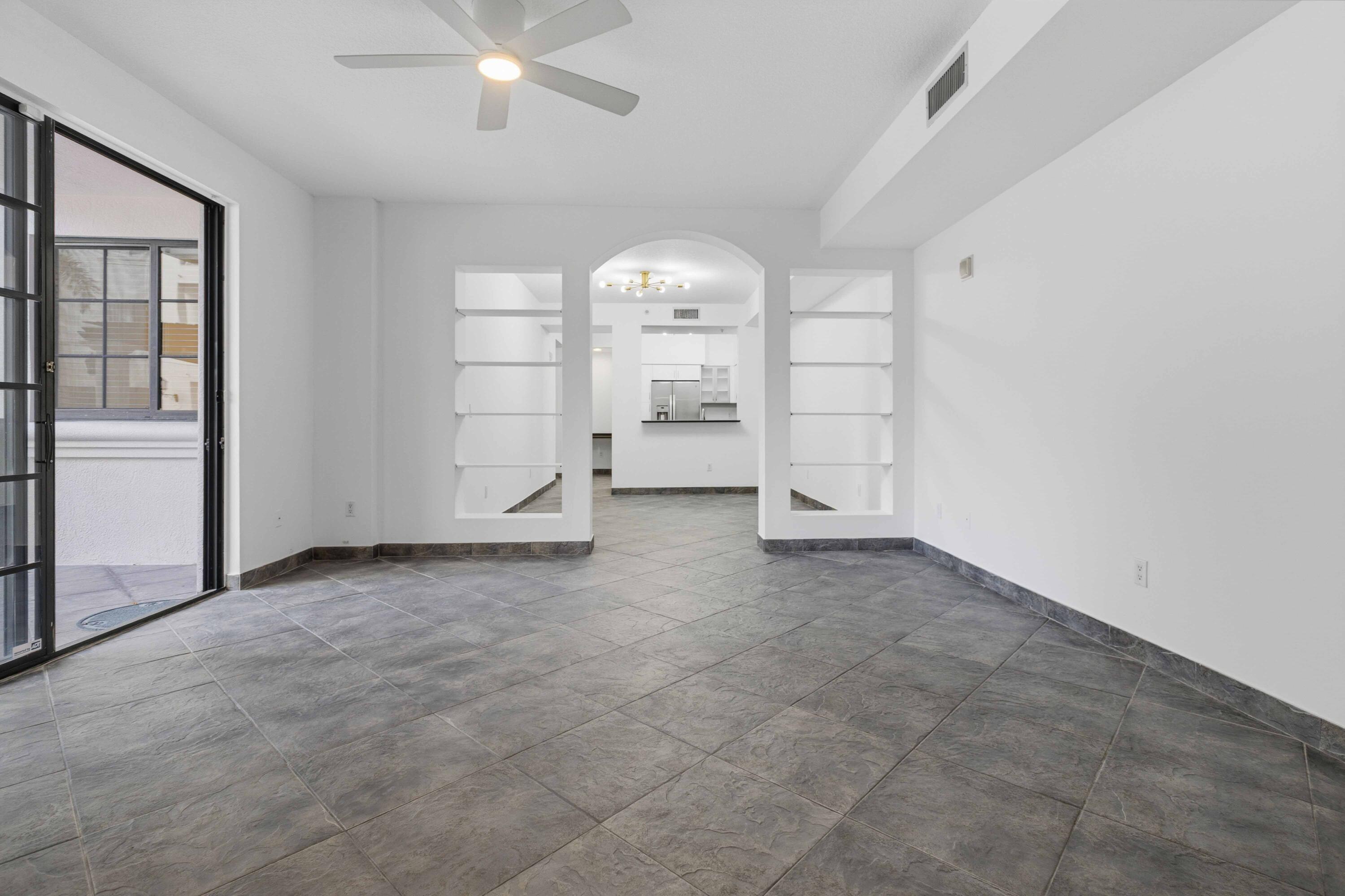 233 S Federal #208, Boca Raton FL 33432