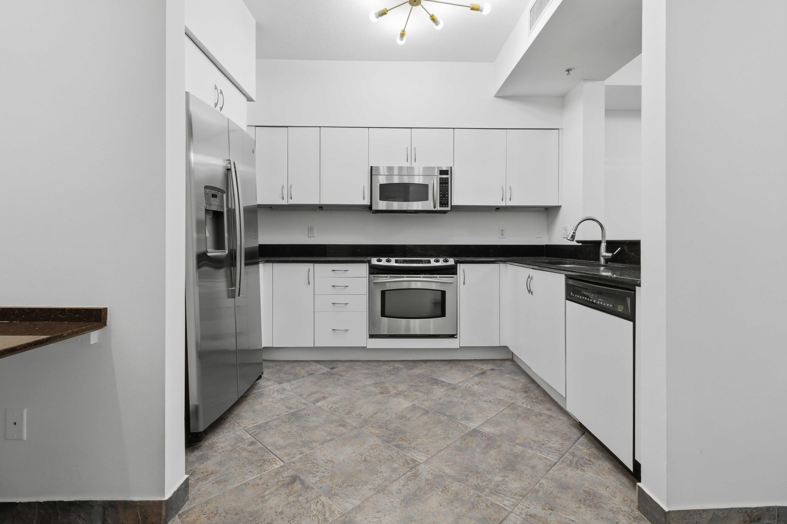 233 S Federal #208, Boca Raton FL 33432