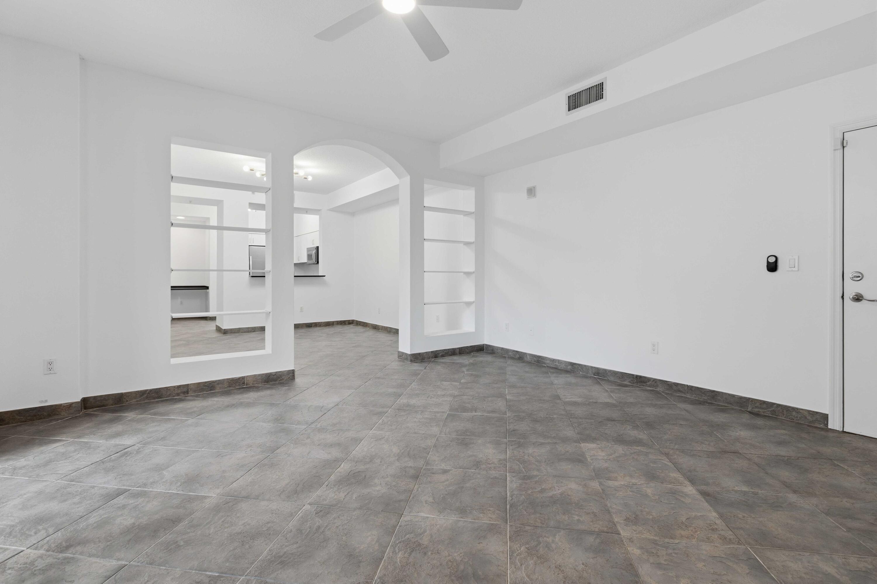 233 S Federal #208, Boca Raton FL 33432