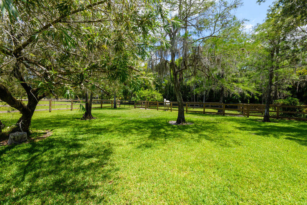 12856 Arrowwood, Palm Beach Gardens FL 33418