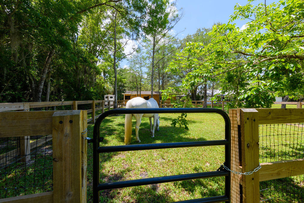 12856 Arrowwood, Palm Beach Gardens FL 33418