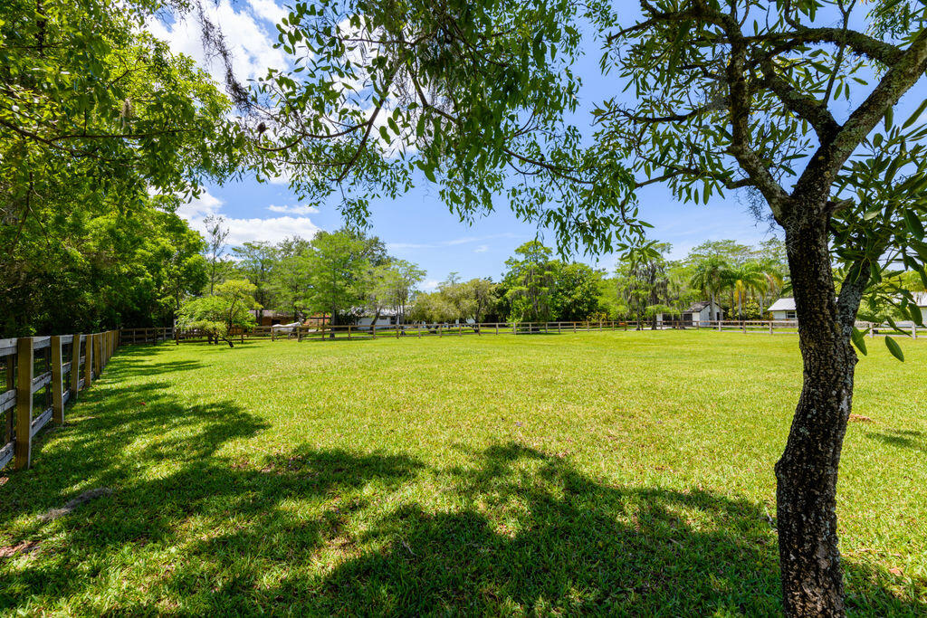 12856 Arrowwood, Palm Beach Gardens FL 33418