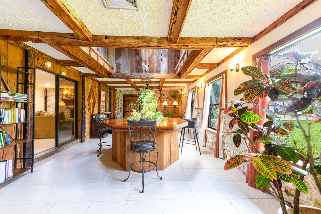 12856 Arrowwood, Palm Beach Gardens FL 33418