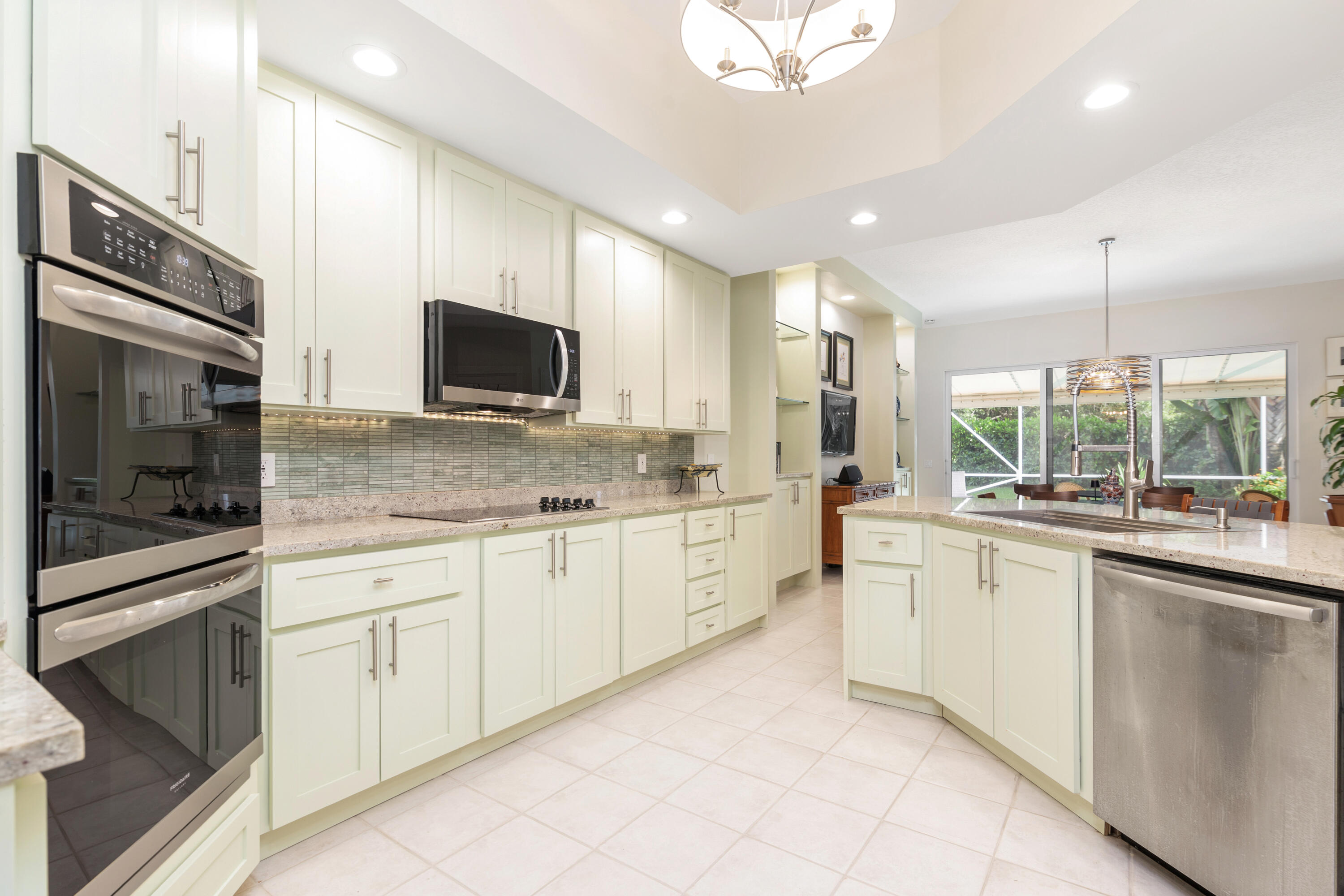 1754 Flagler Manor, West Palm Beach FL 33411