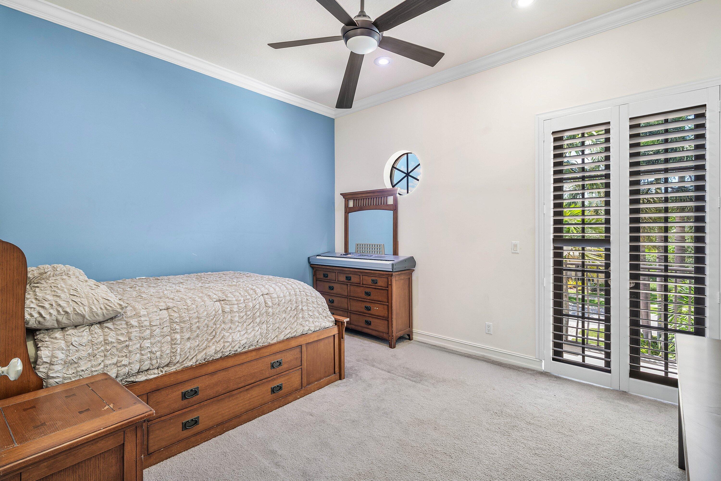 17738 Lake Azure, Boca Raton FL 33496