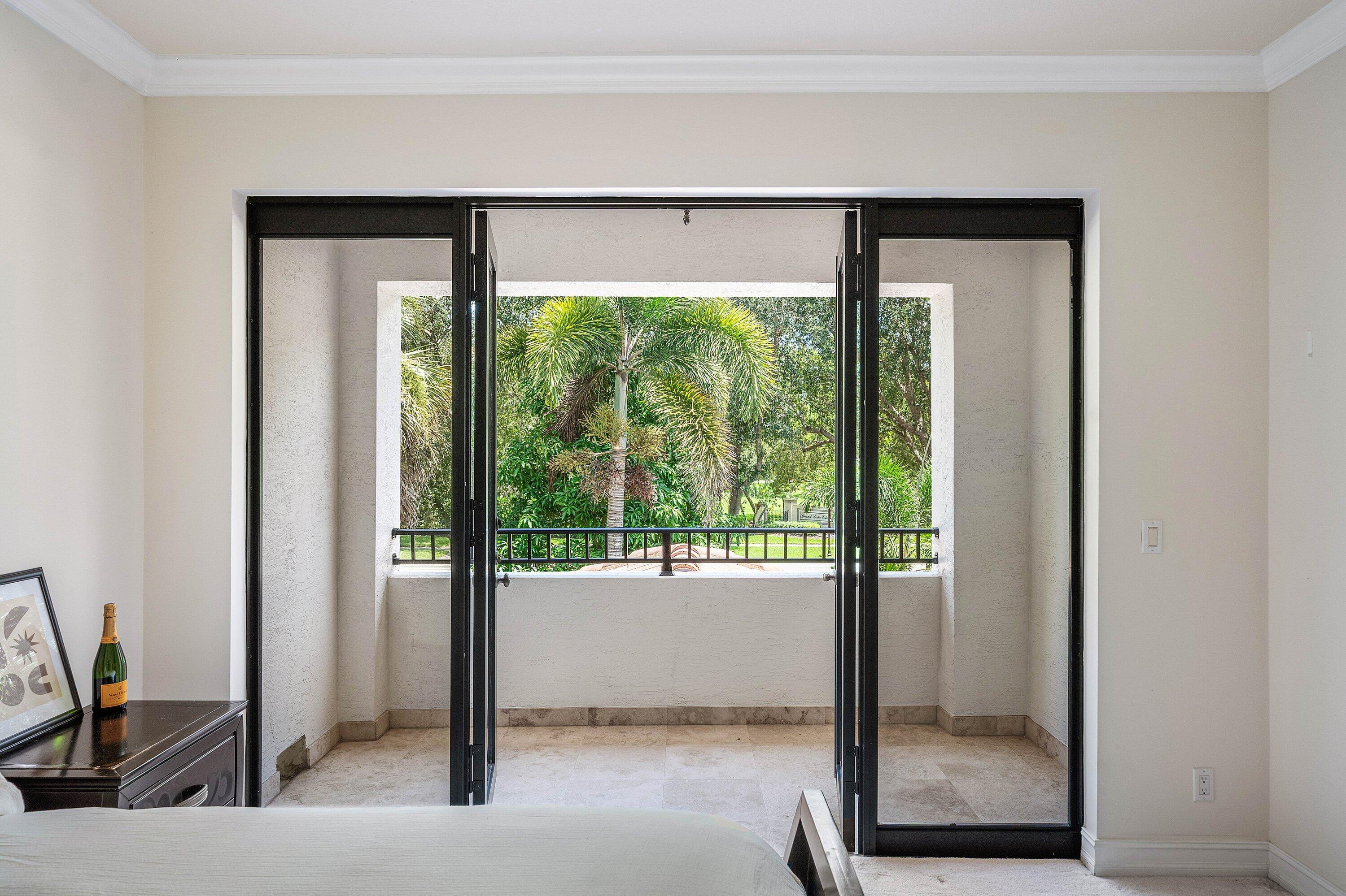 17738 Lake Azure, Boca Raton FL 33496