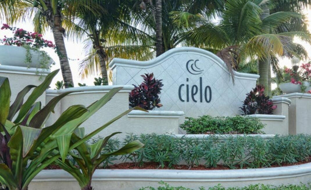5021 VINE CLIFF, Palm Beach Gardens FL 33418
