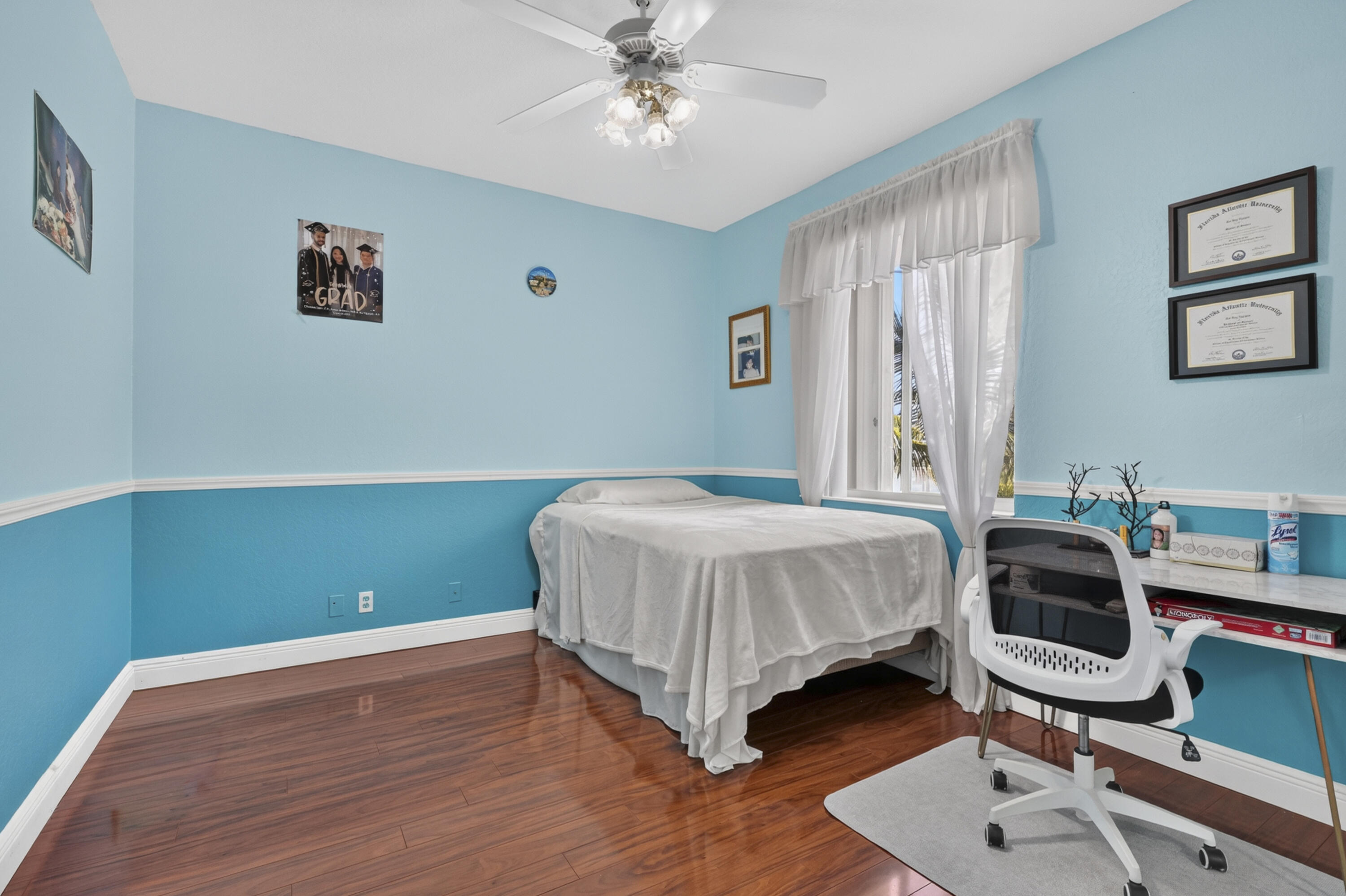 120 ISOLA, Royal Palm Beach FL 33411