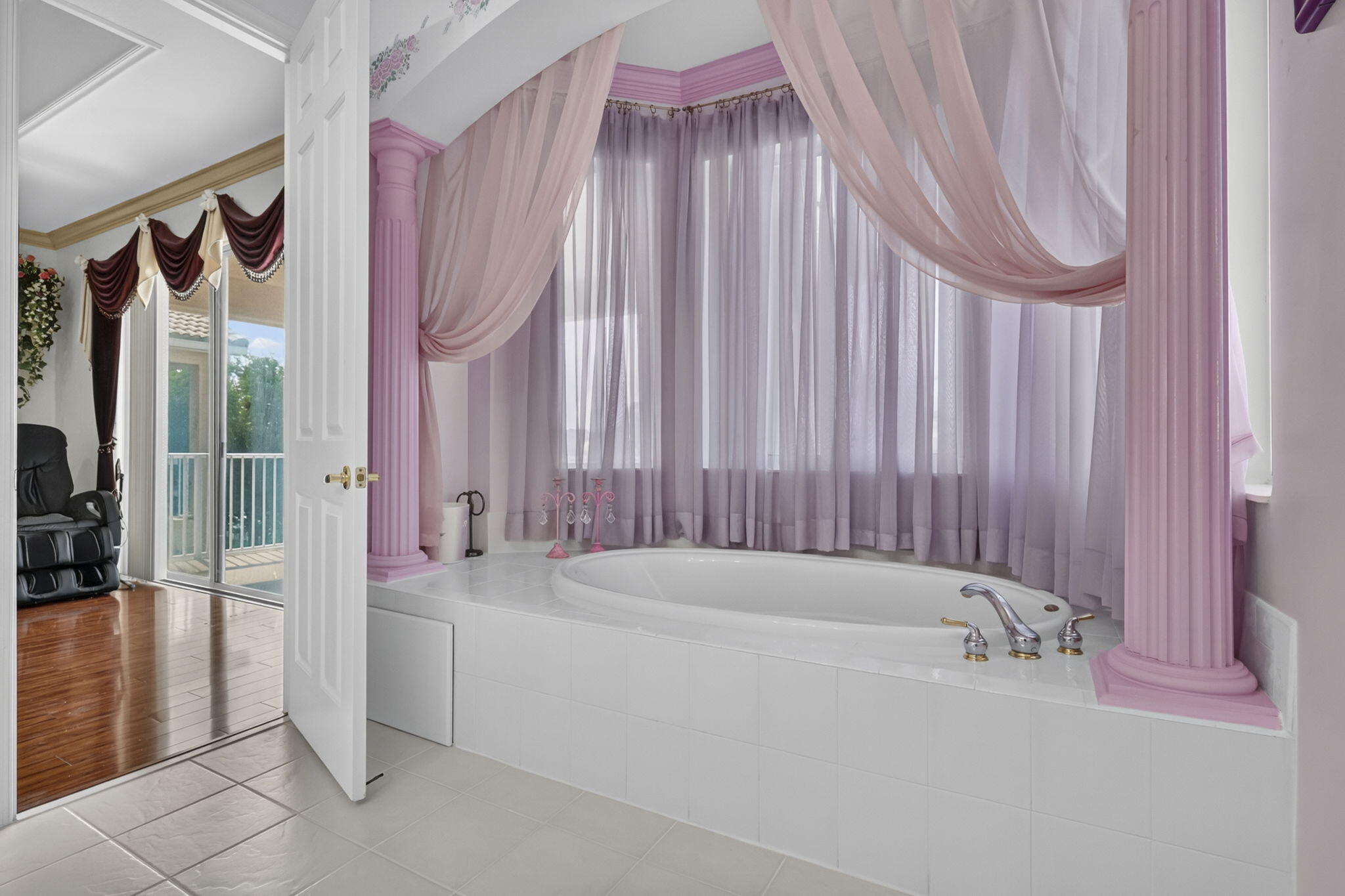 120 ISOLA, Royal Palm Beach FL 33411