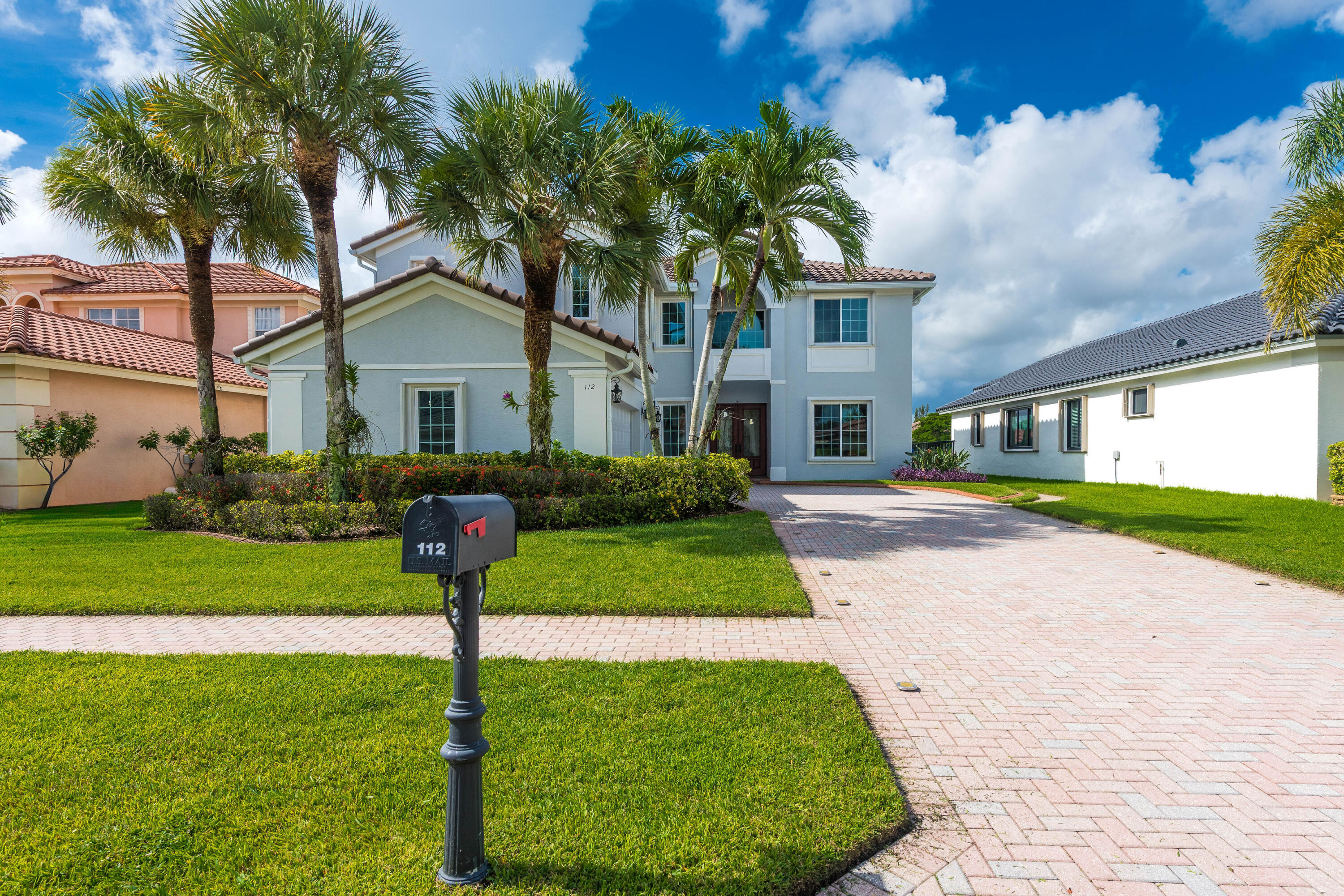112 ISOLA, Royal Palm Beach FL 33411