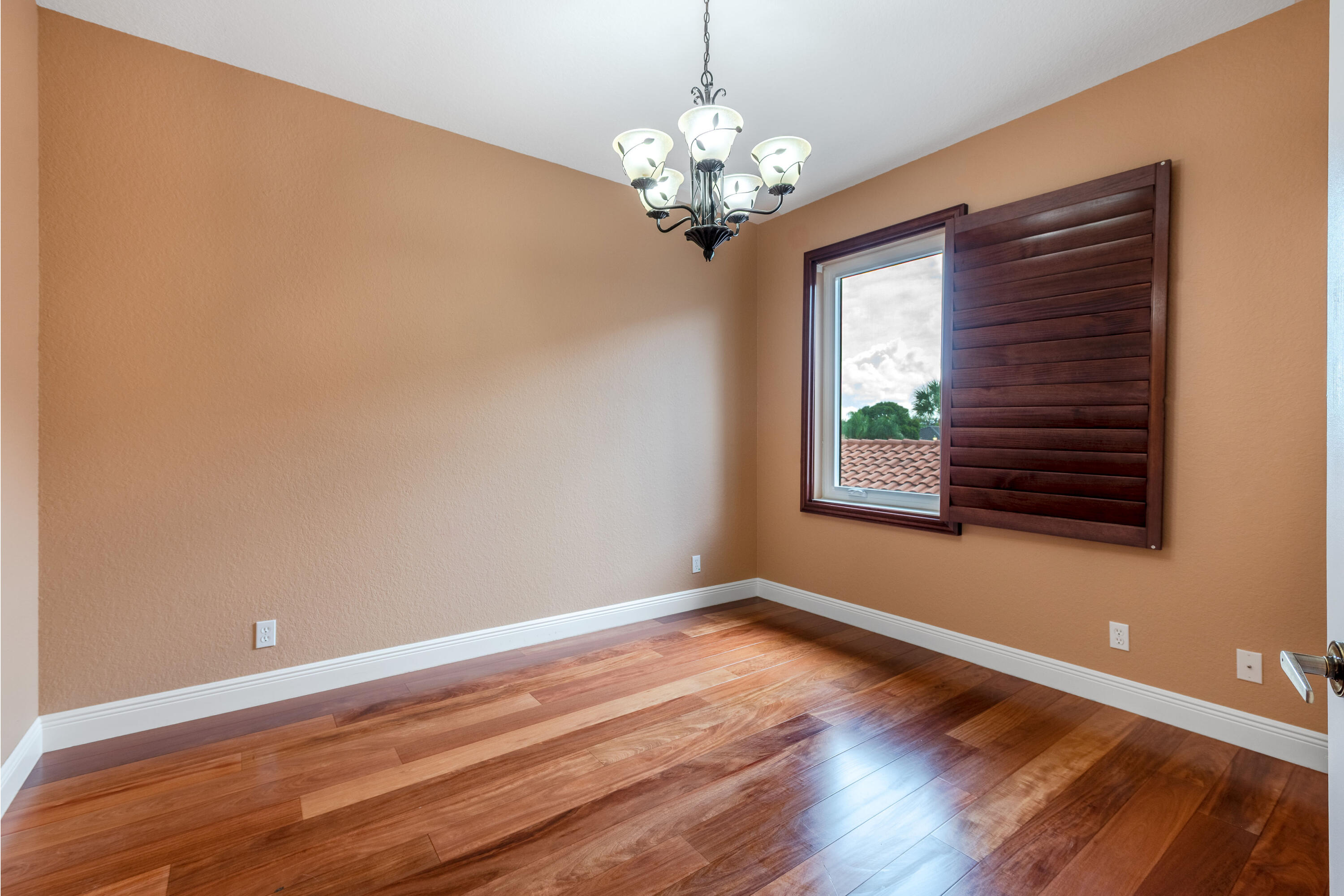 112 ISOLA, Royal Palm Beach FL 33411