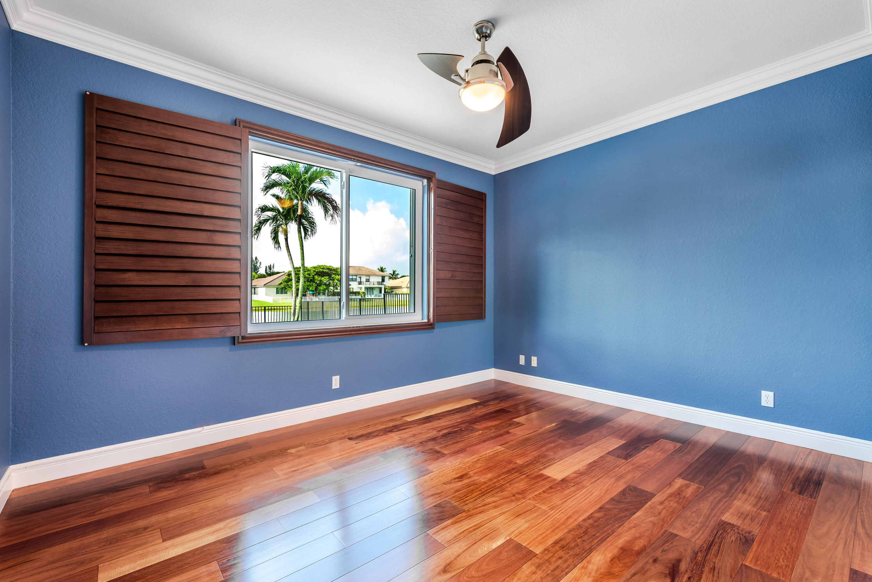 112 ISOLA, Royal Palm Beach FL 33411