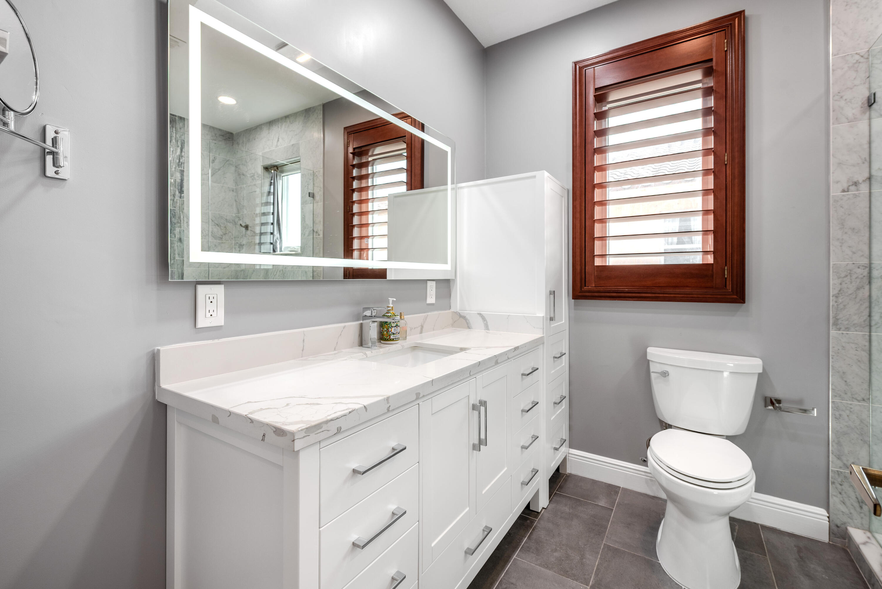 112 ISOLA, Royal Palm Beach FL 33411