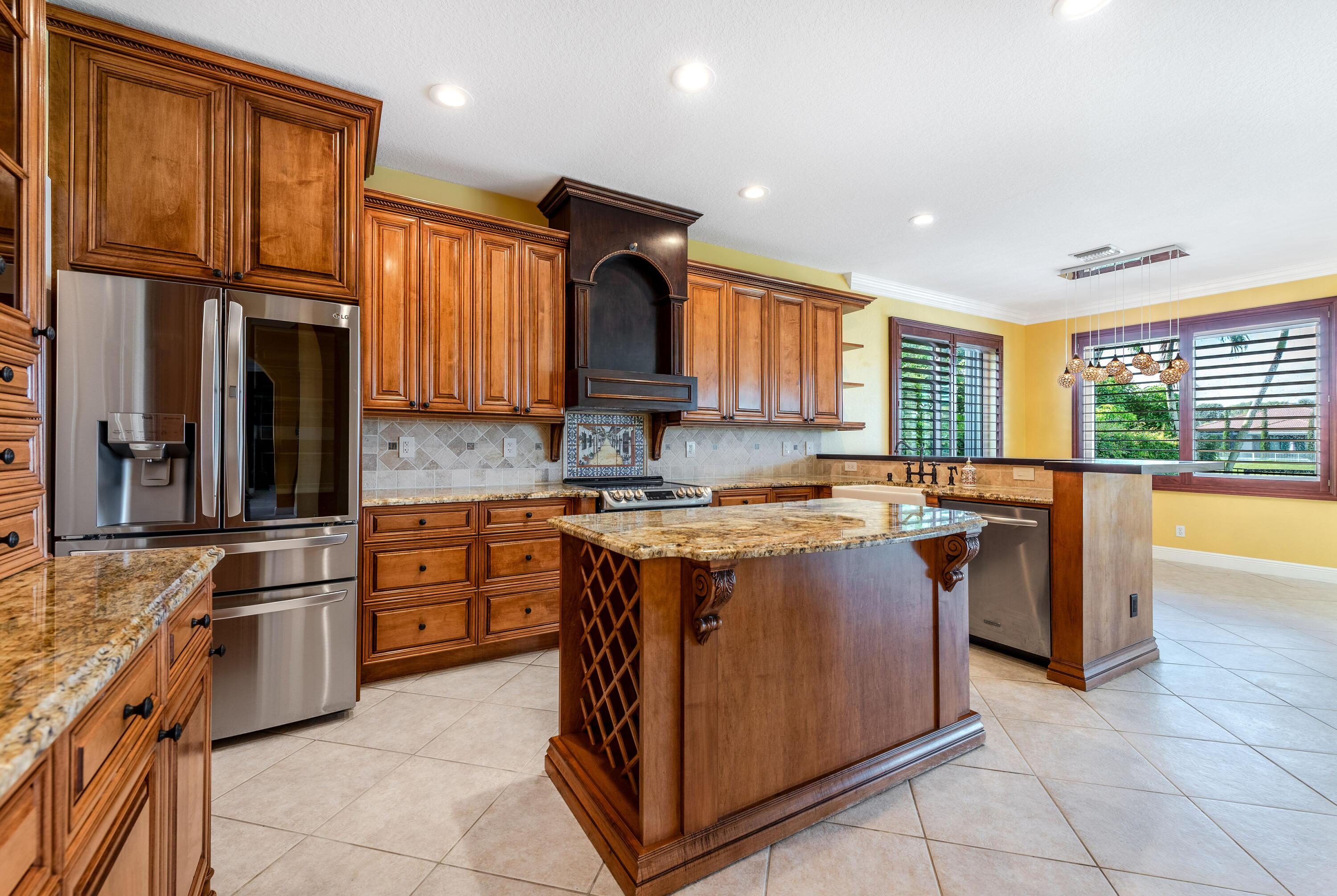 112 ISOLA, Royal Palm Beach FL 33411