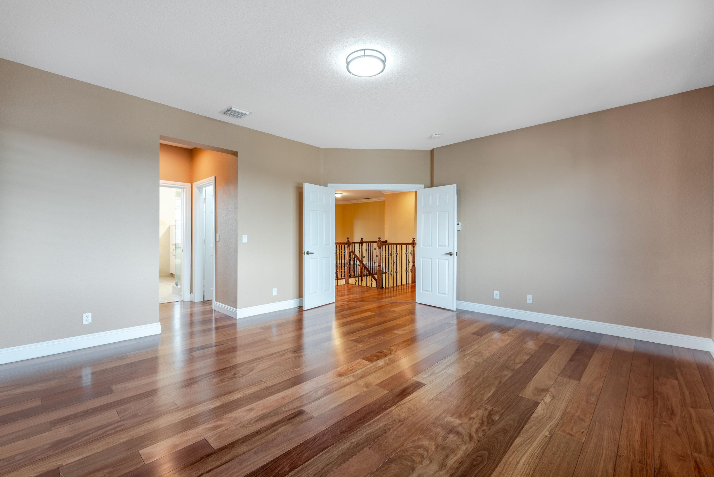 112 ISOLA, Royal Palm Beach FL 33411