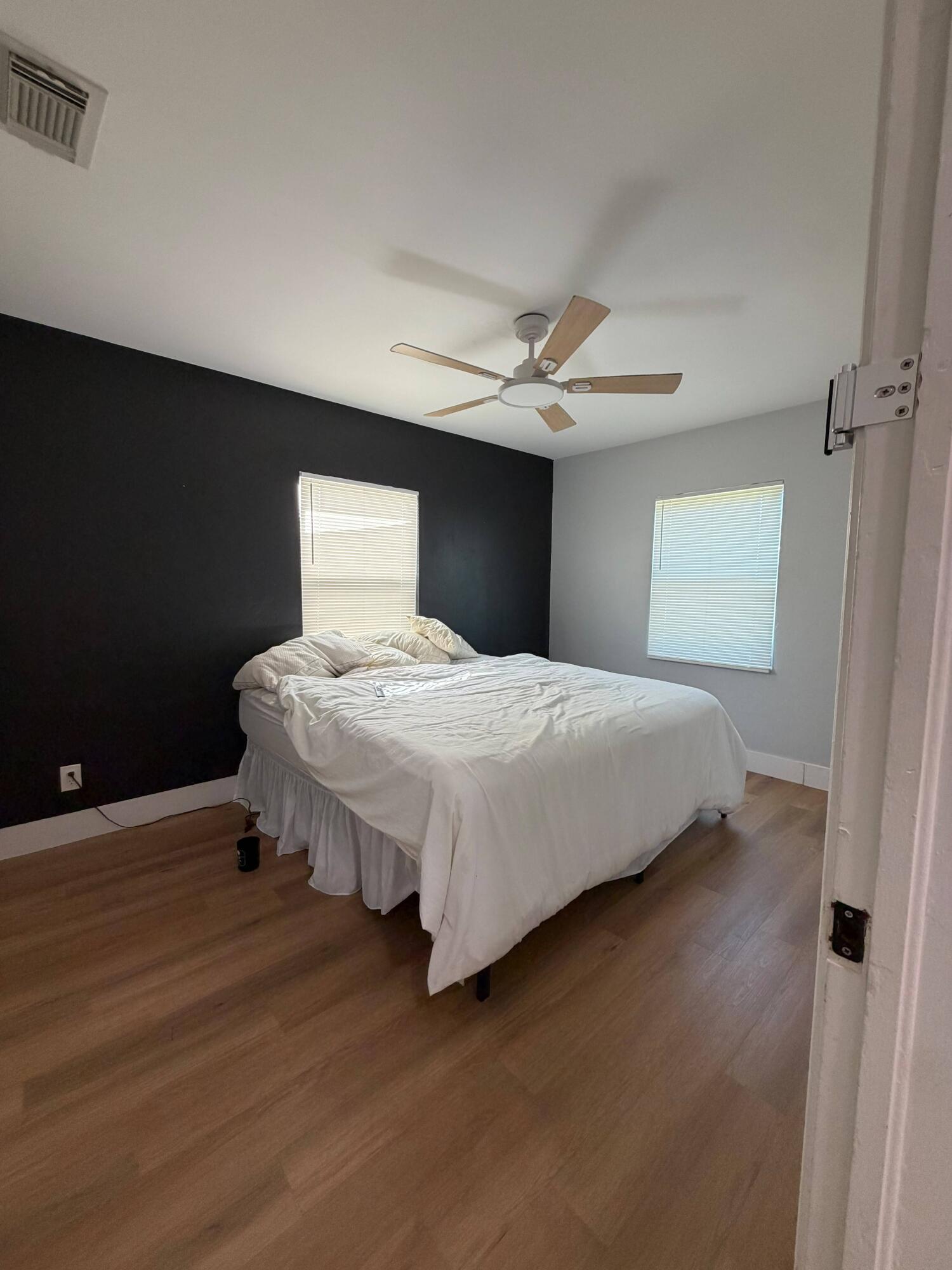 217 E 24TH, Riviera Beach FL 33404