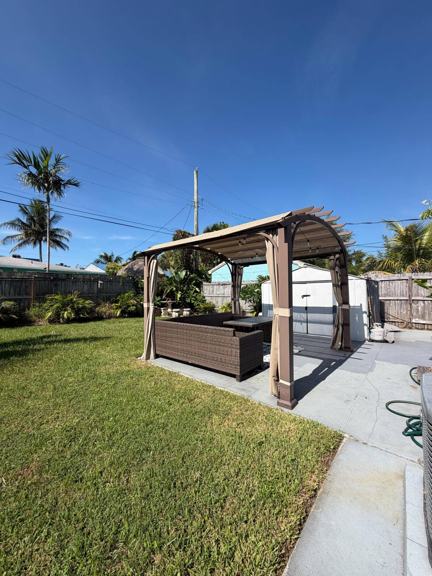 217 E 24TH, Riviera Beach FL 33404