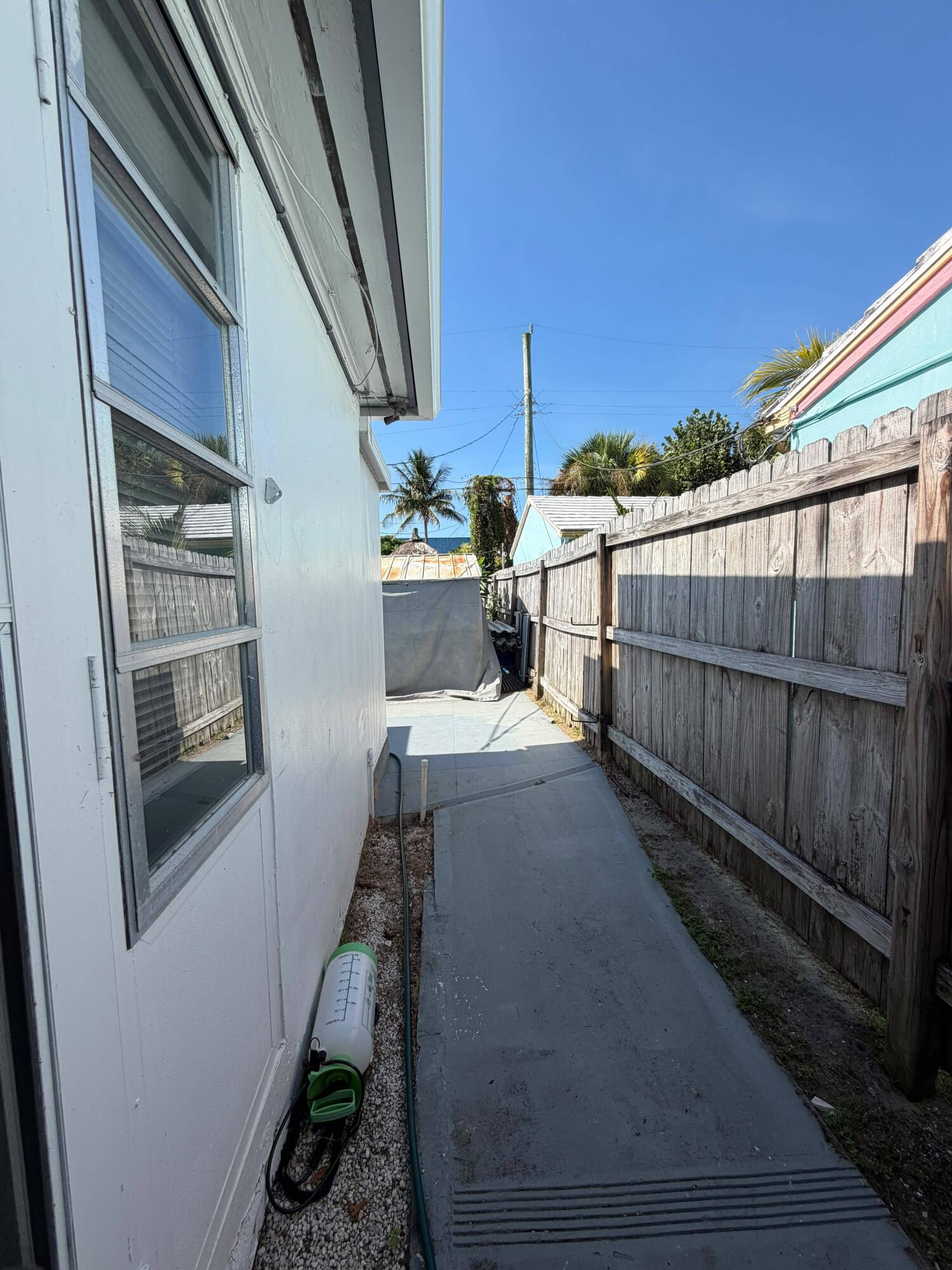 217 E 24TH, Riviera Beach FL 33404