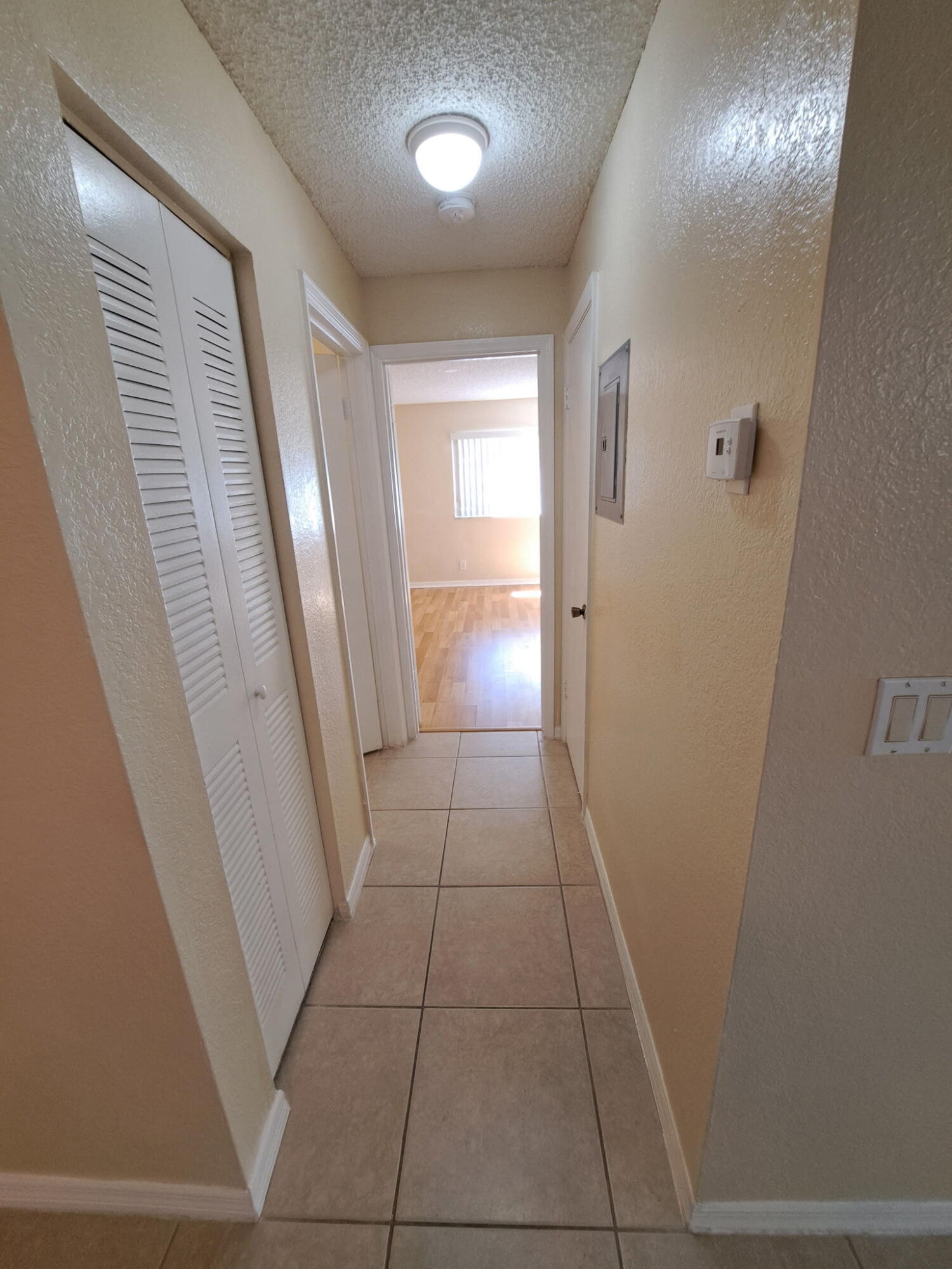 3470 PINEWALK #212, Margate FL 33063