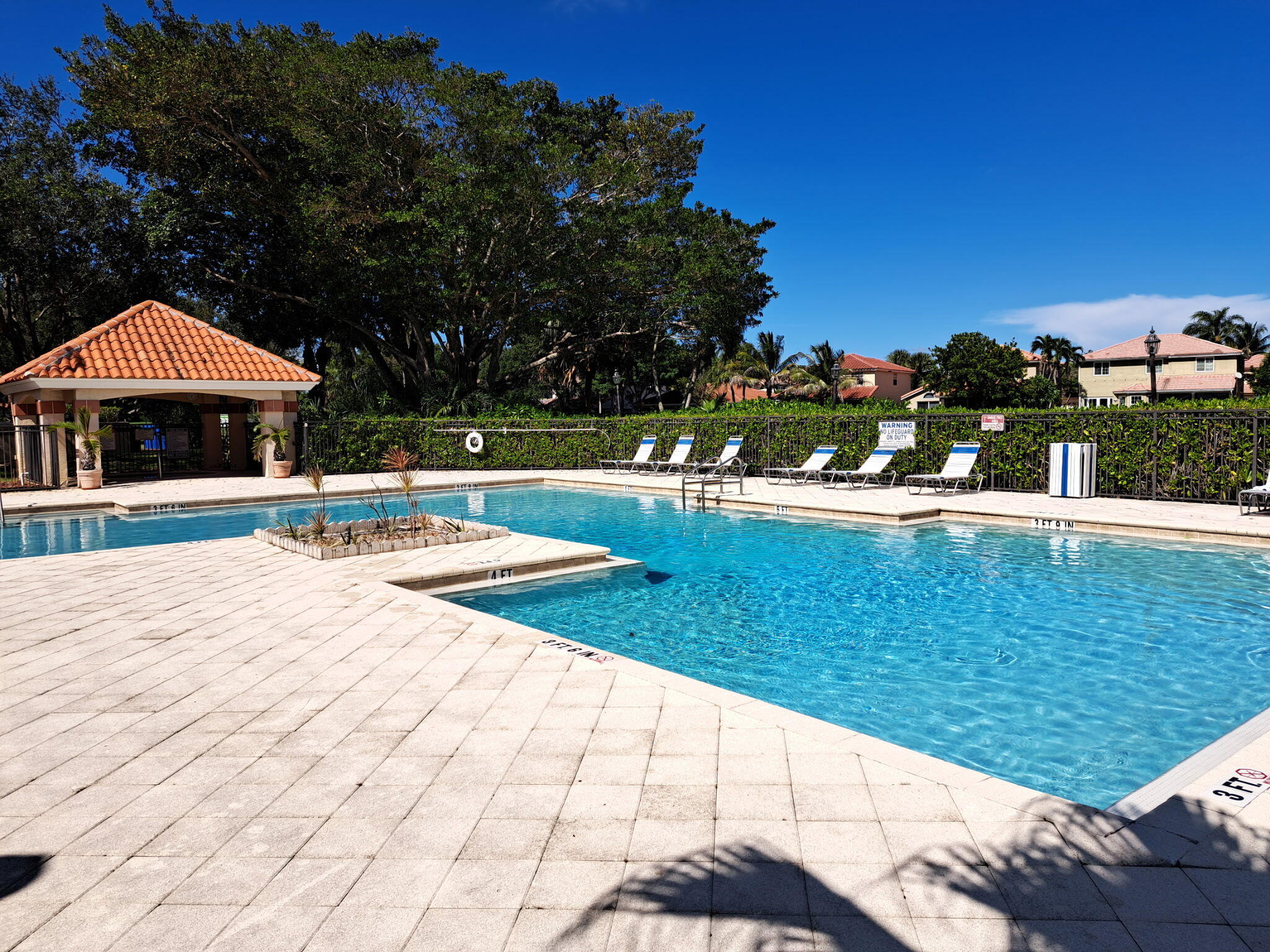 3470 PINEWALK #212, Margate FL 33063