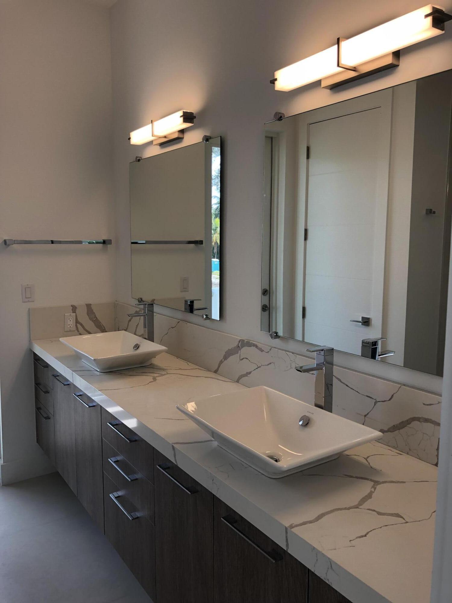 5021 MAGGIORE, Coral Gables FL 33146