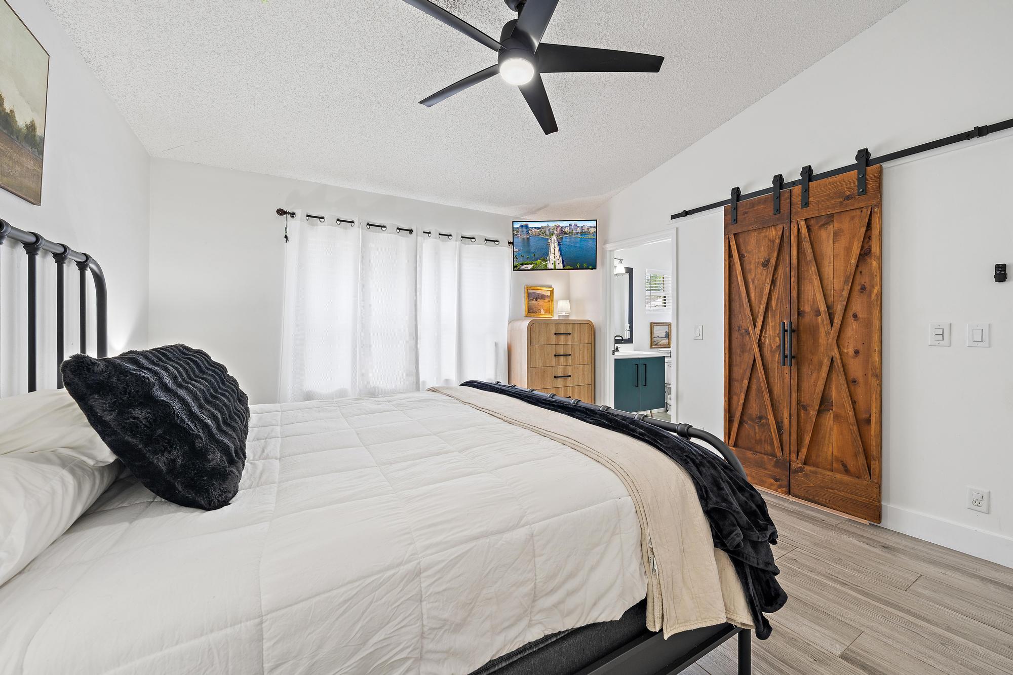 5483 Club, Haverhill FL 33415