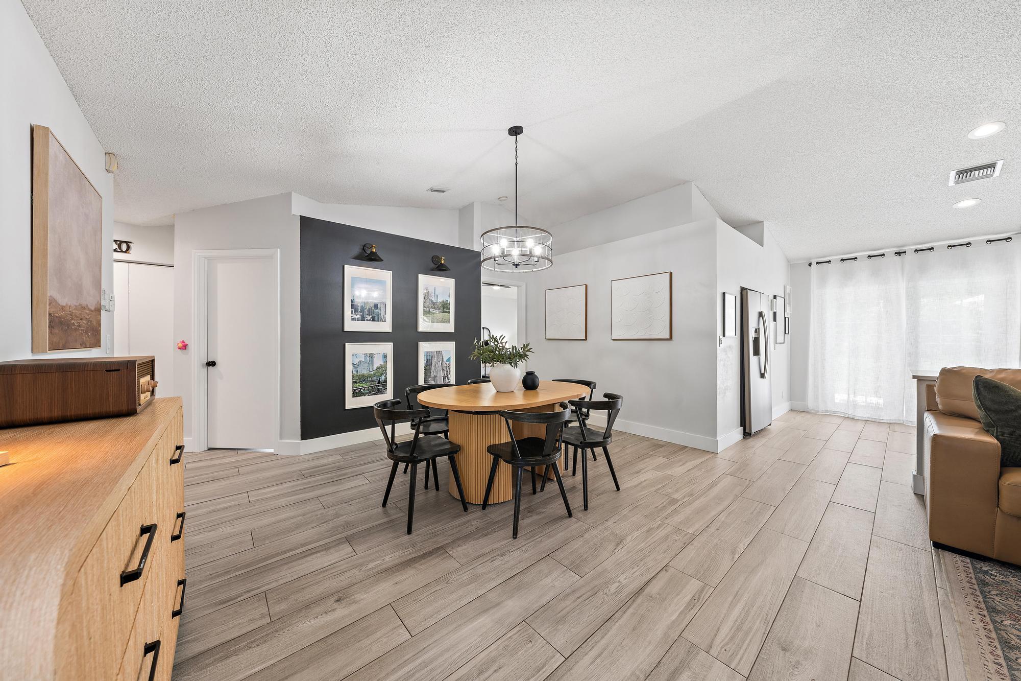 5483 Club, Haverhill FL 33415