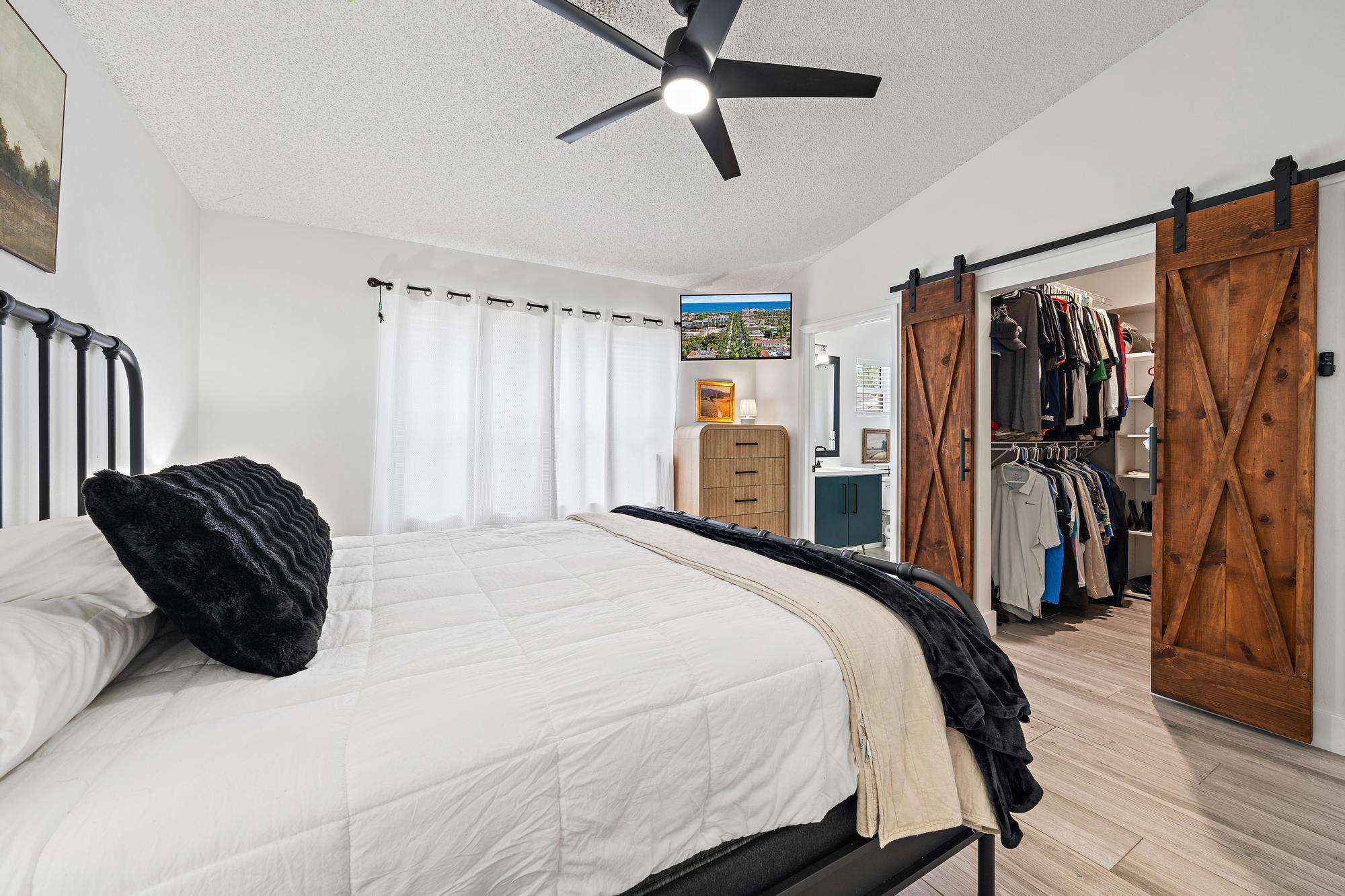 5483 Club, Haverhill FL 33415