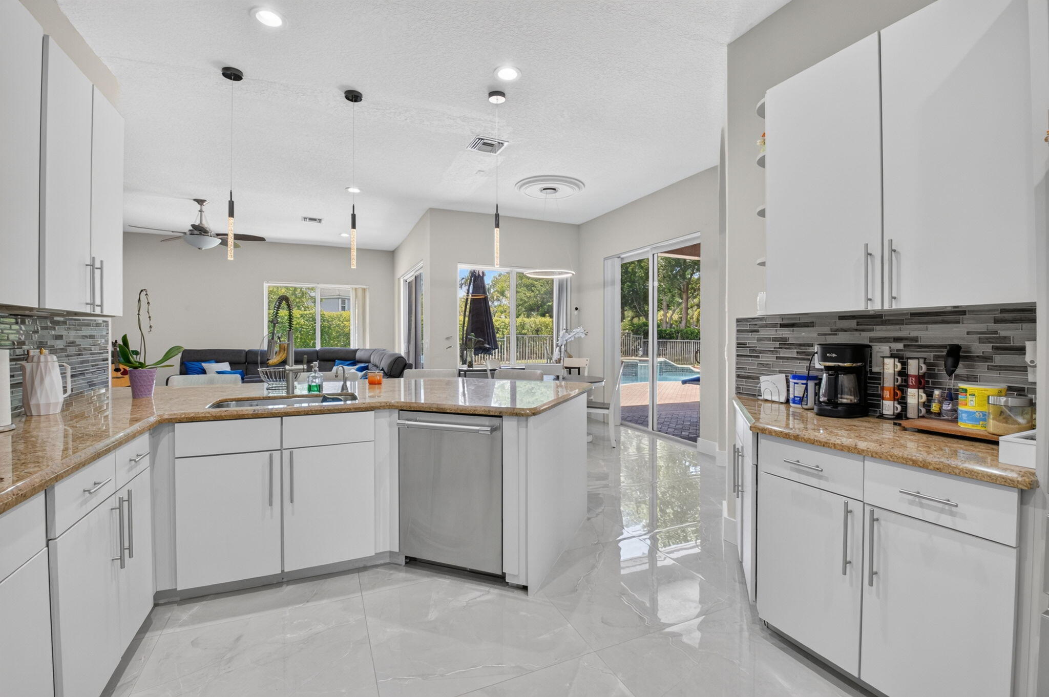 21633 Lynhurst, Boca Raton FL 33428