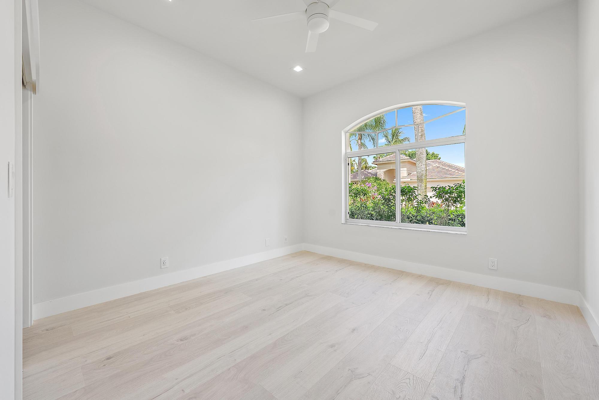 10918 GRANDE, West Palm Beach FL 33412