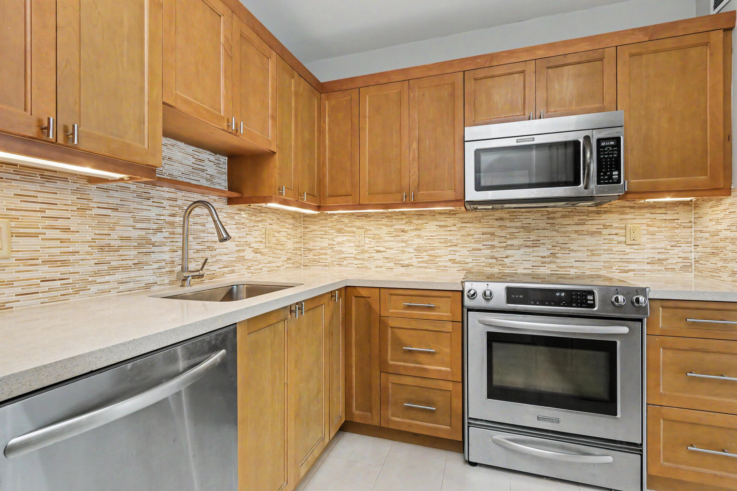 888 INTRACOASTAL #3D, Fort Lauderdale FL 33304