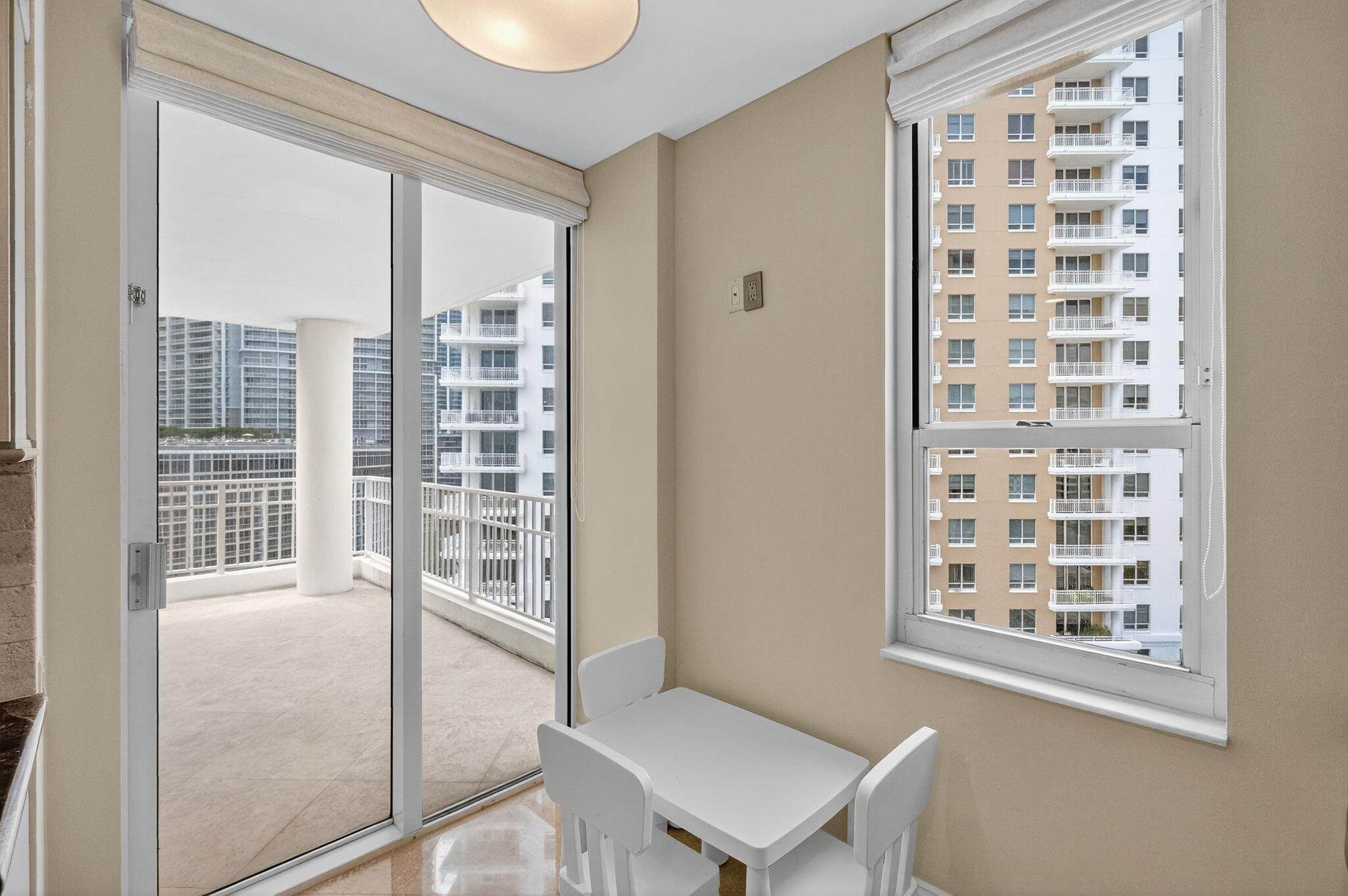 701 BRICKELL KEY #1604, Miami FL 33131
