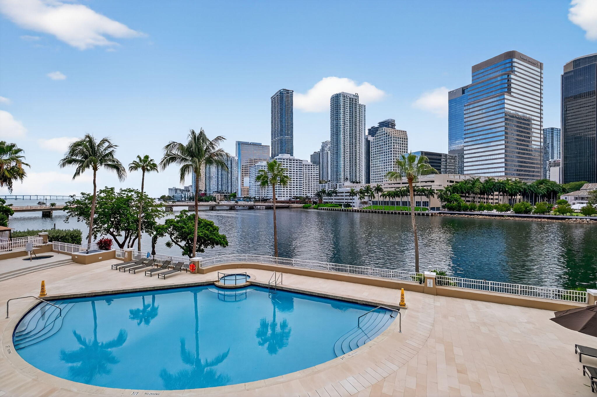 701 BRICKELL KEY #1604, Miami FL 33131
