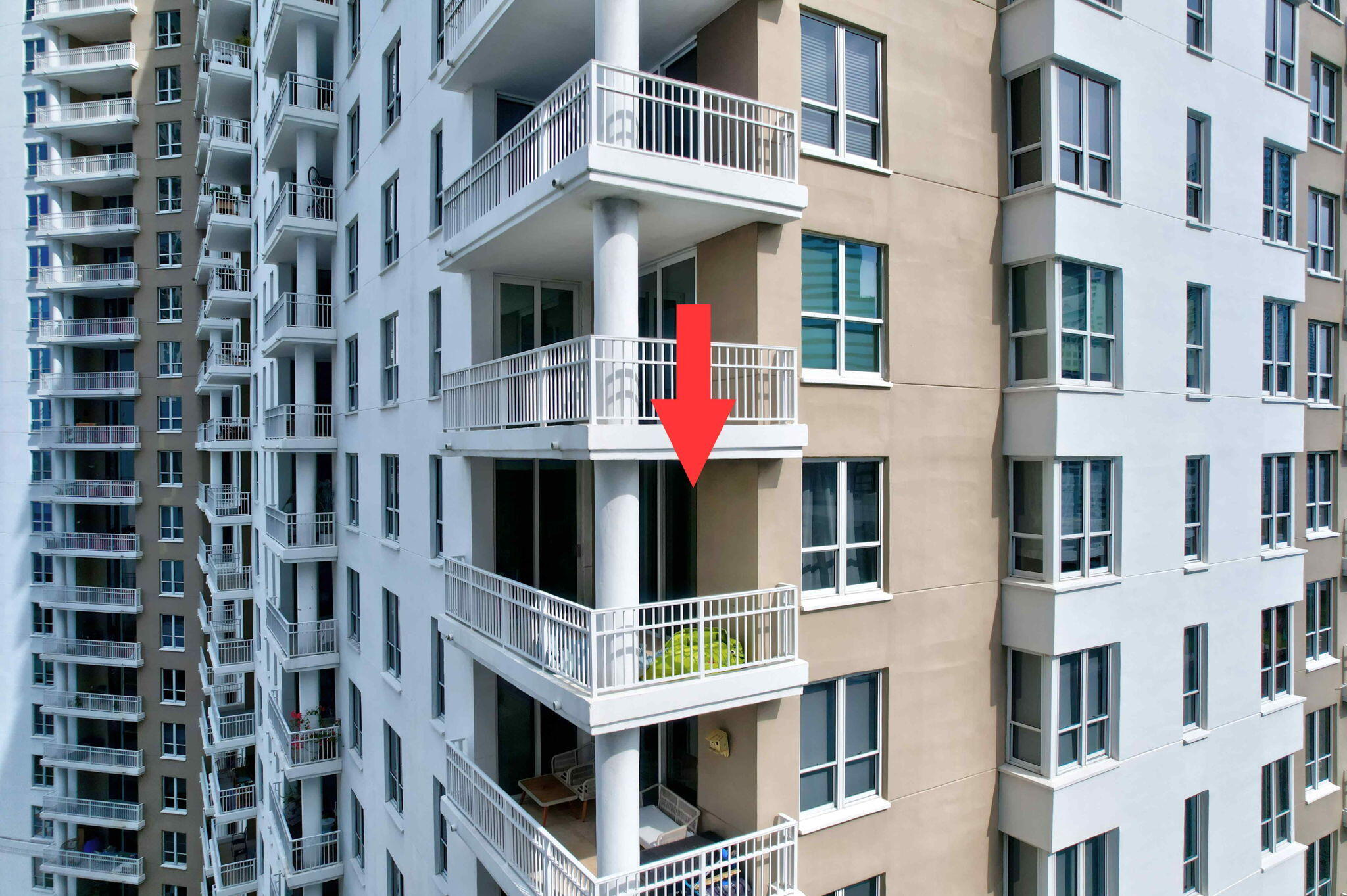 701 BRICKELL KEY #1604, Miami FL 33131