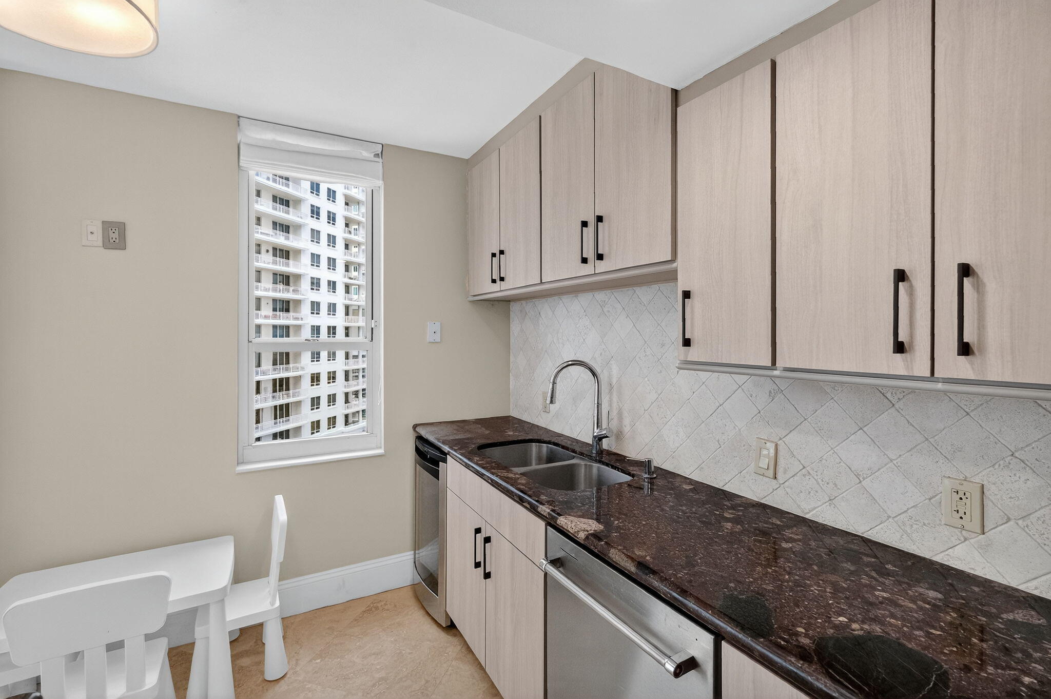 701 BRICKELL KEY #1604, Miami FL 33131
