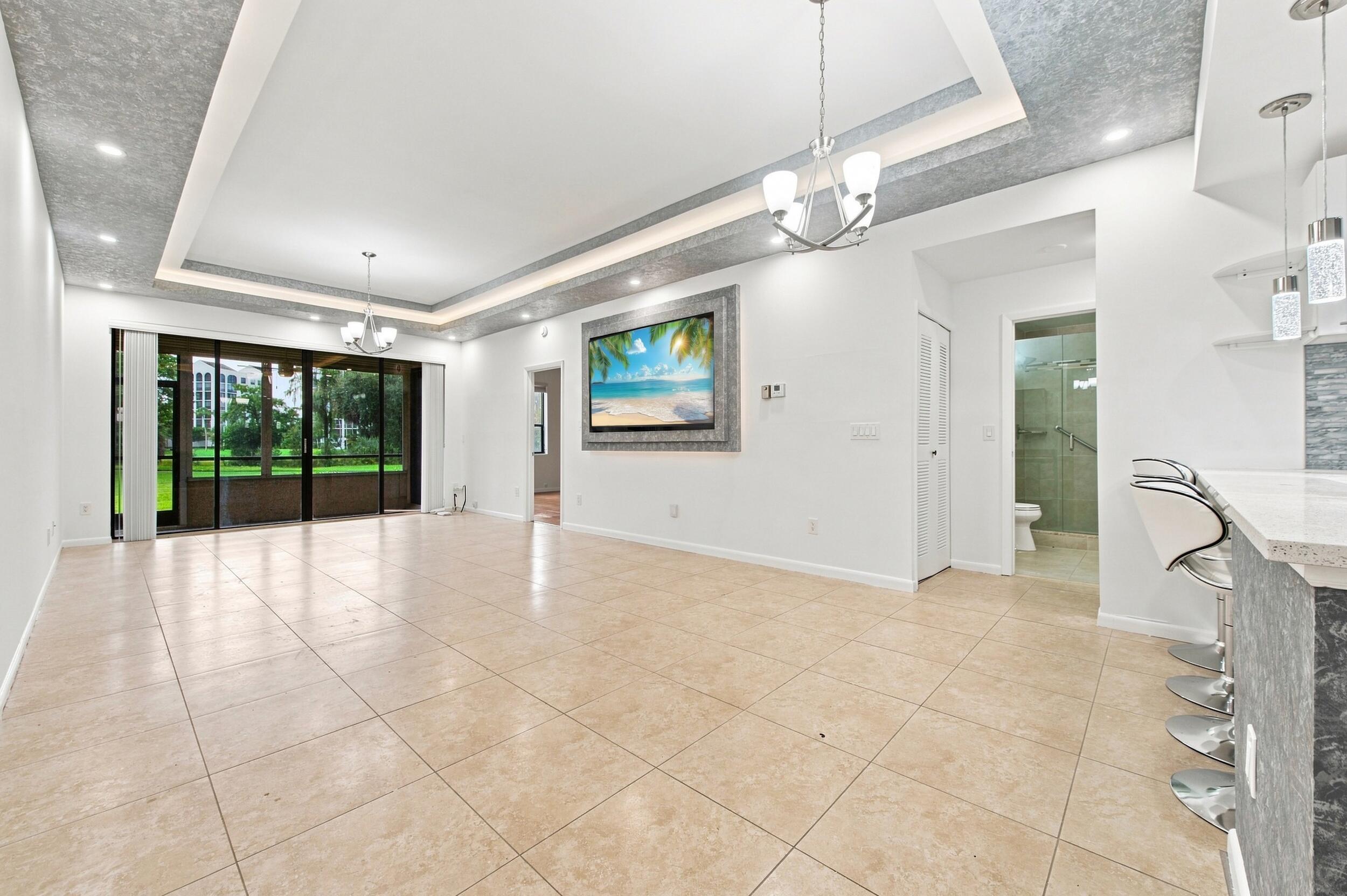 7508 La Paz #107, Boca Raton FL 33433