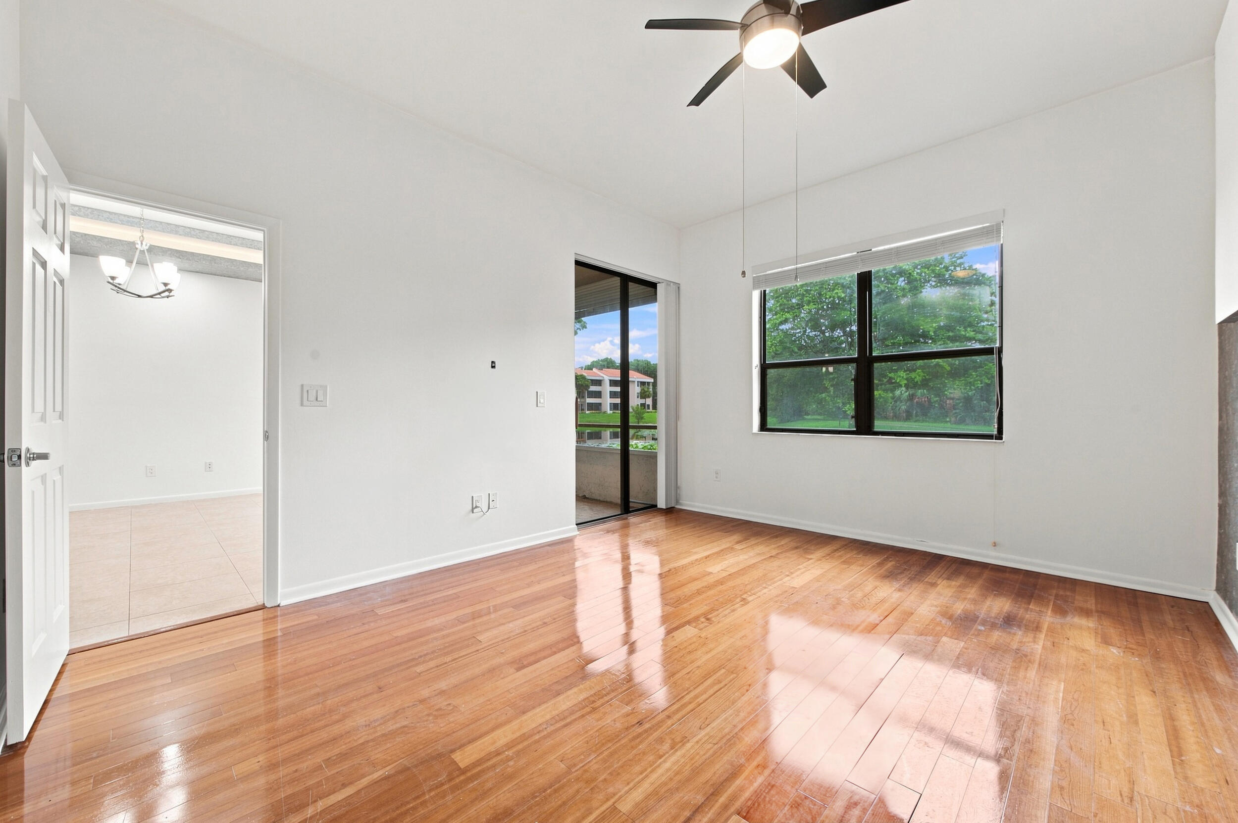 7508 La Paz #107, Boca Raton FL 33433