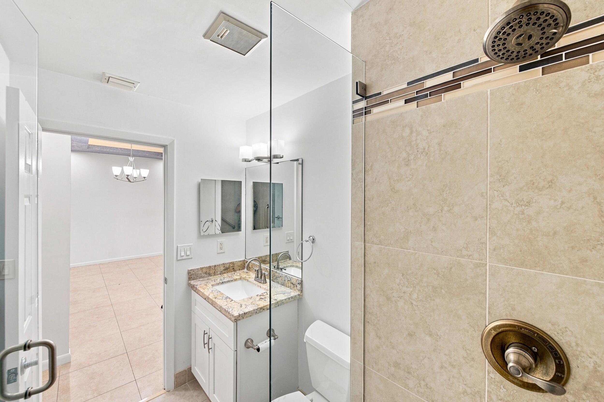 7508 La Paz #107, Boca Raton FL 33433