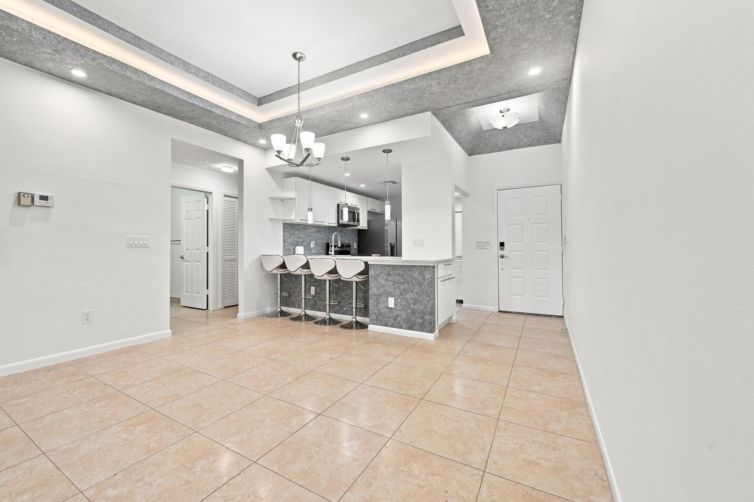 7508 La Paz #107, Boca Raton FL 33433