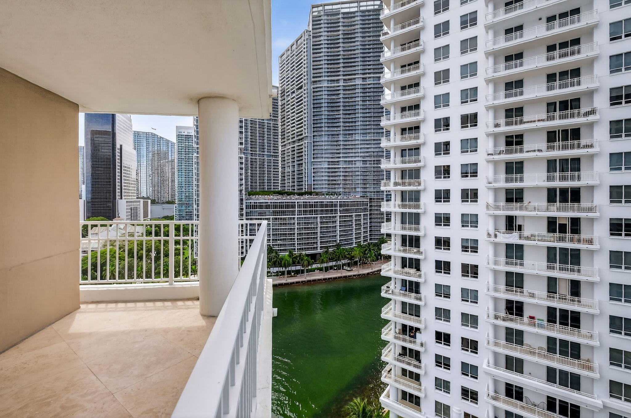 701 Brickell Key #1604, Miami FL 33131