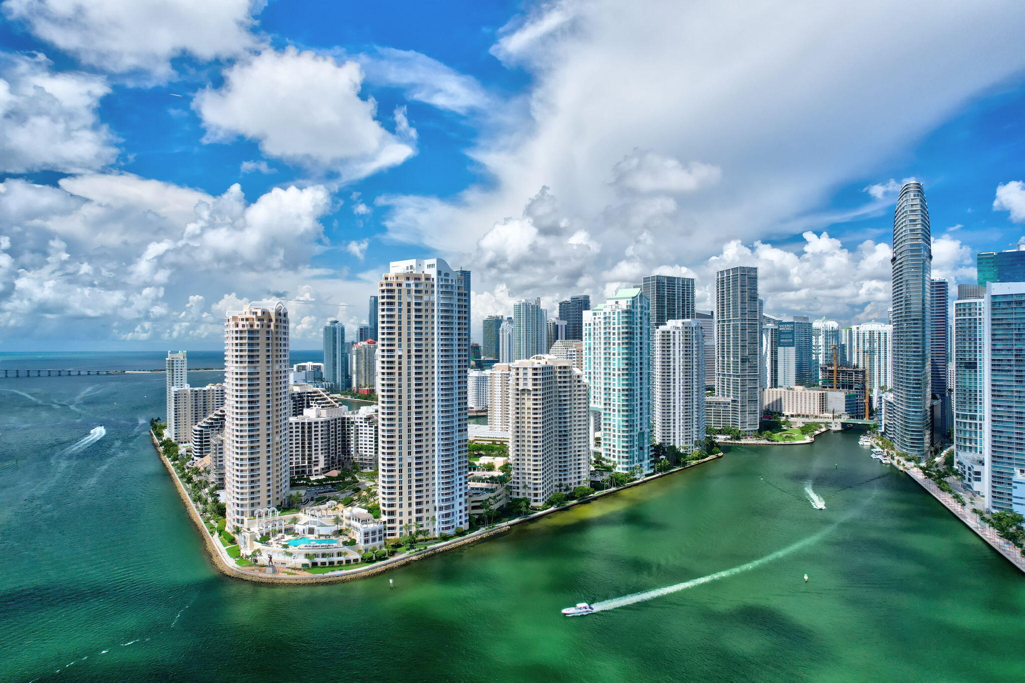 701 Brickell Key #1604, Miami FL 33131
