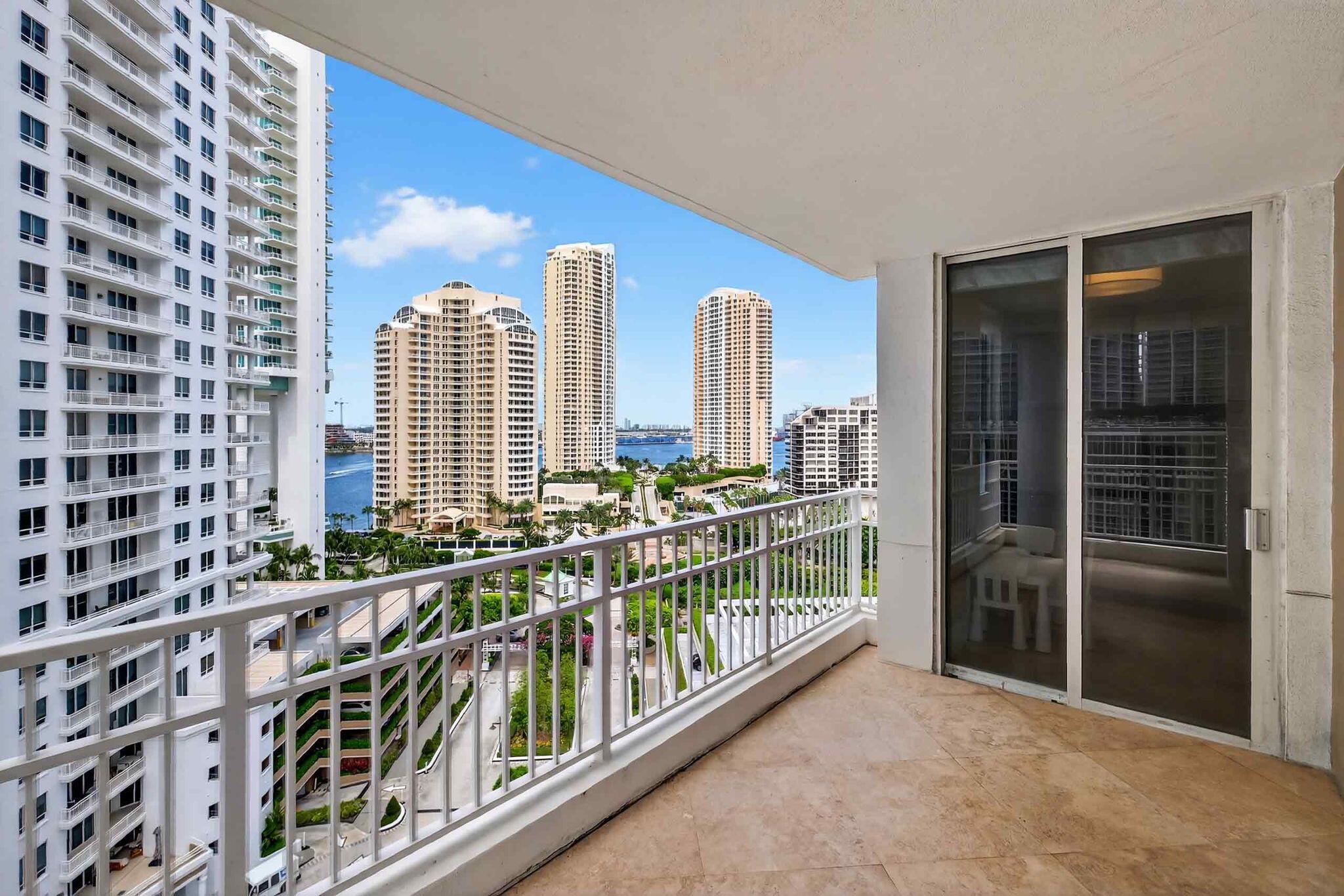 701 Brickell Key #1604, Miami FL 33131