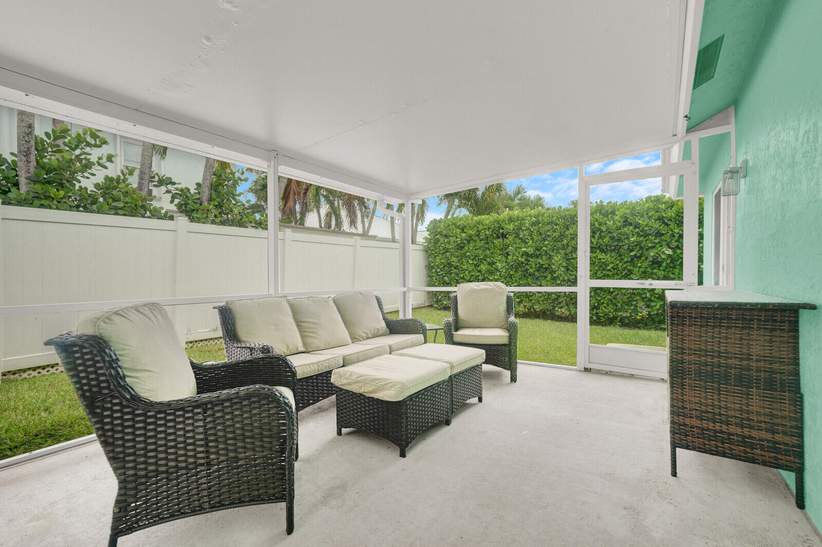 6371 DANIA, Jupiter FL 33458