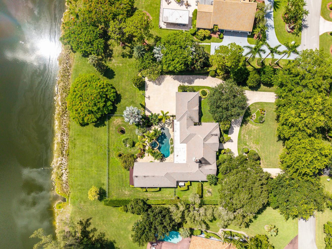 5591 W Leitner, Coral Springs FL 33067