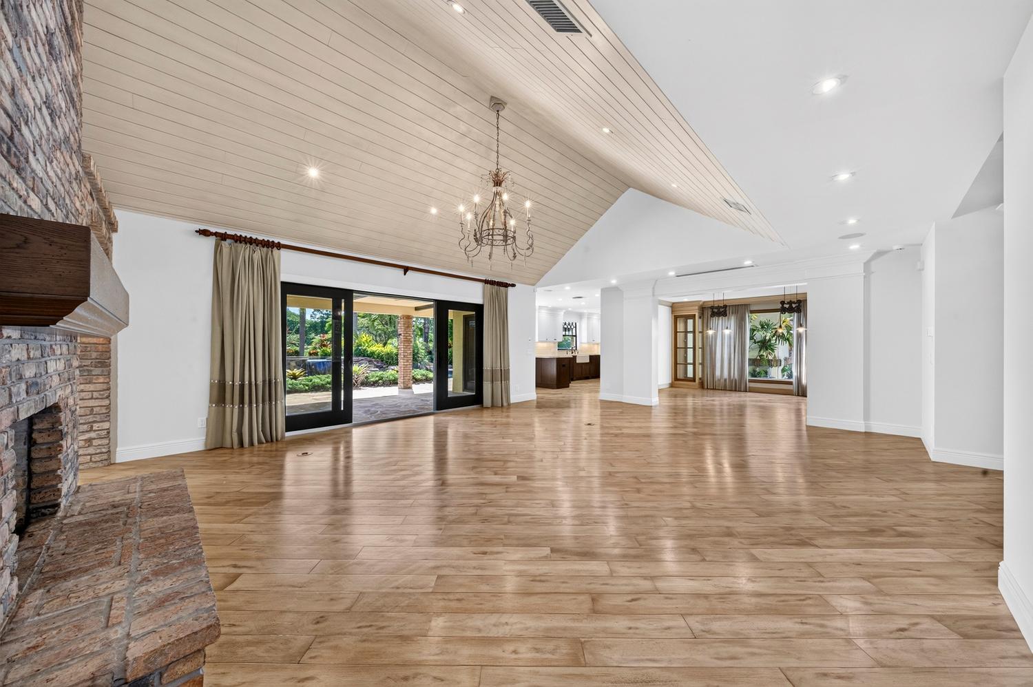 5591 W Leitner, Coral Springs FL 33067